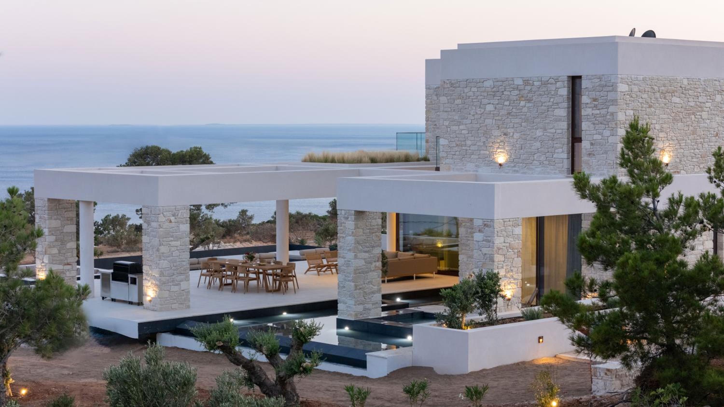 Seanatra Luxury Villas