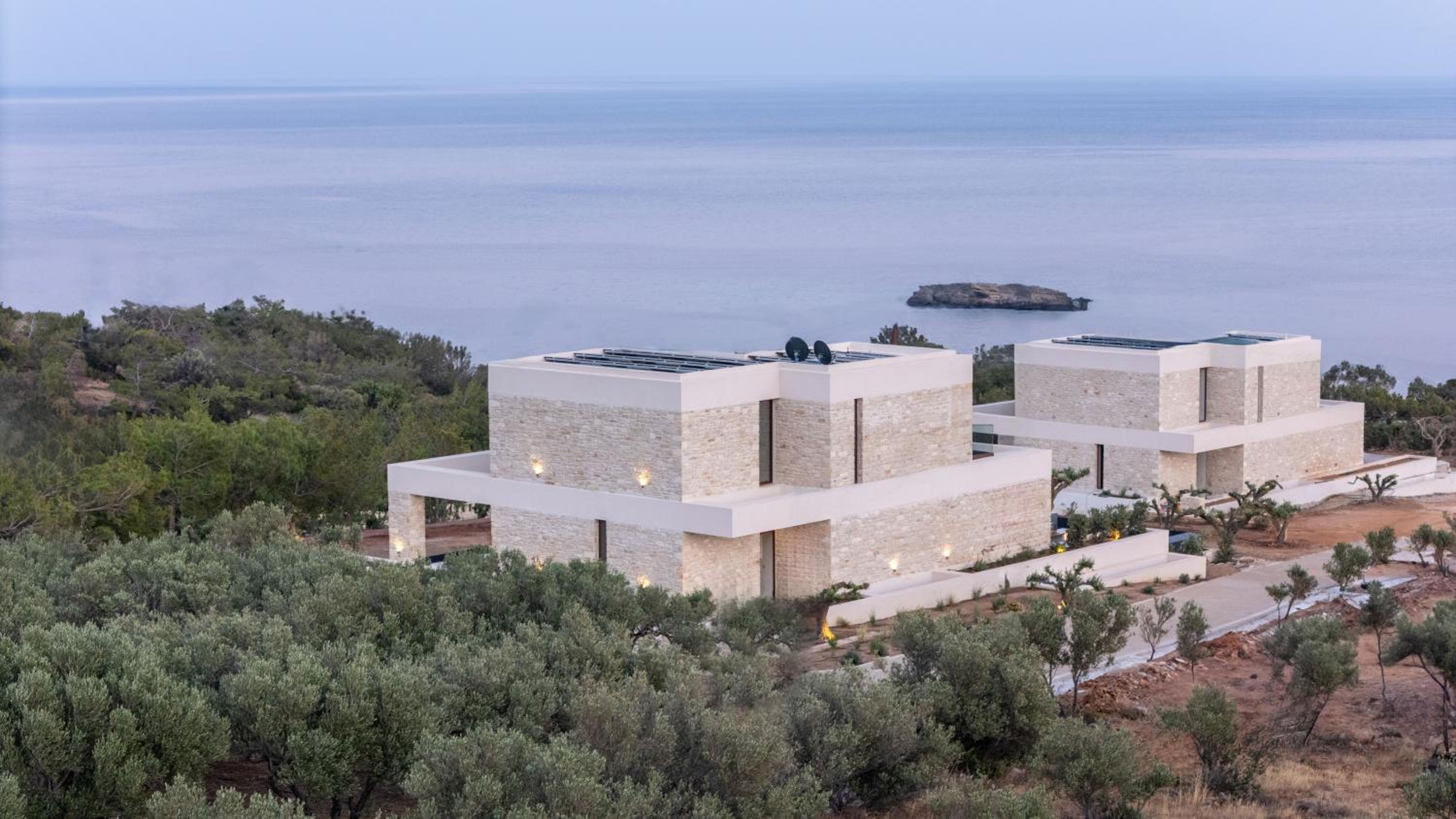 Seanatra Luxury Villas
