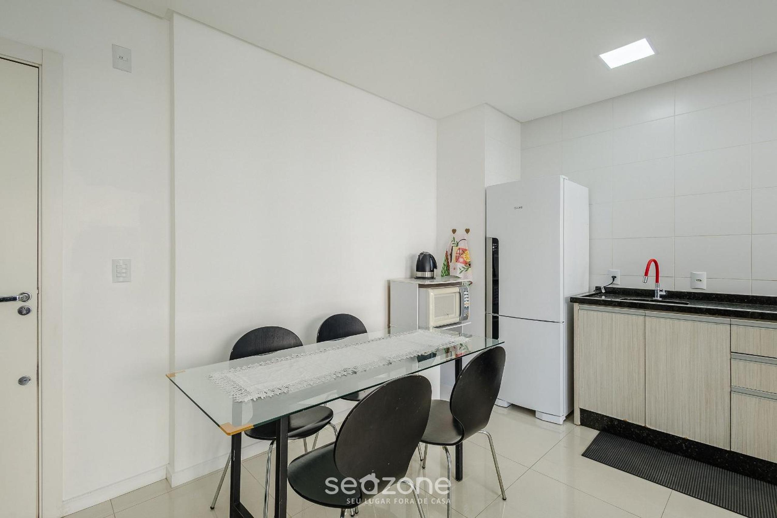 Apart with barbecue 600m from the beach GEN0102