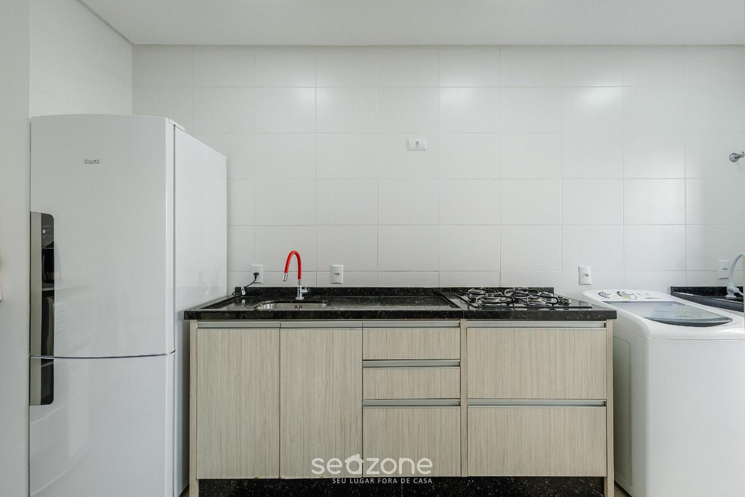 Apart with barbecue 600m from the beach GEN0102