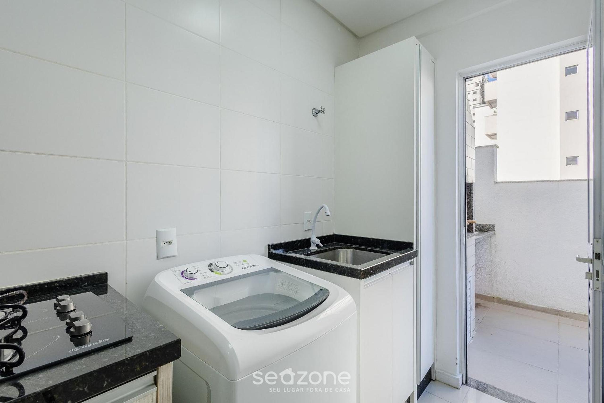 Apart with barbecue 600m from the beach GEN0102