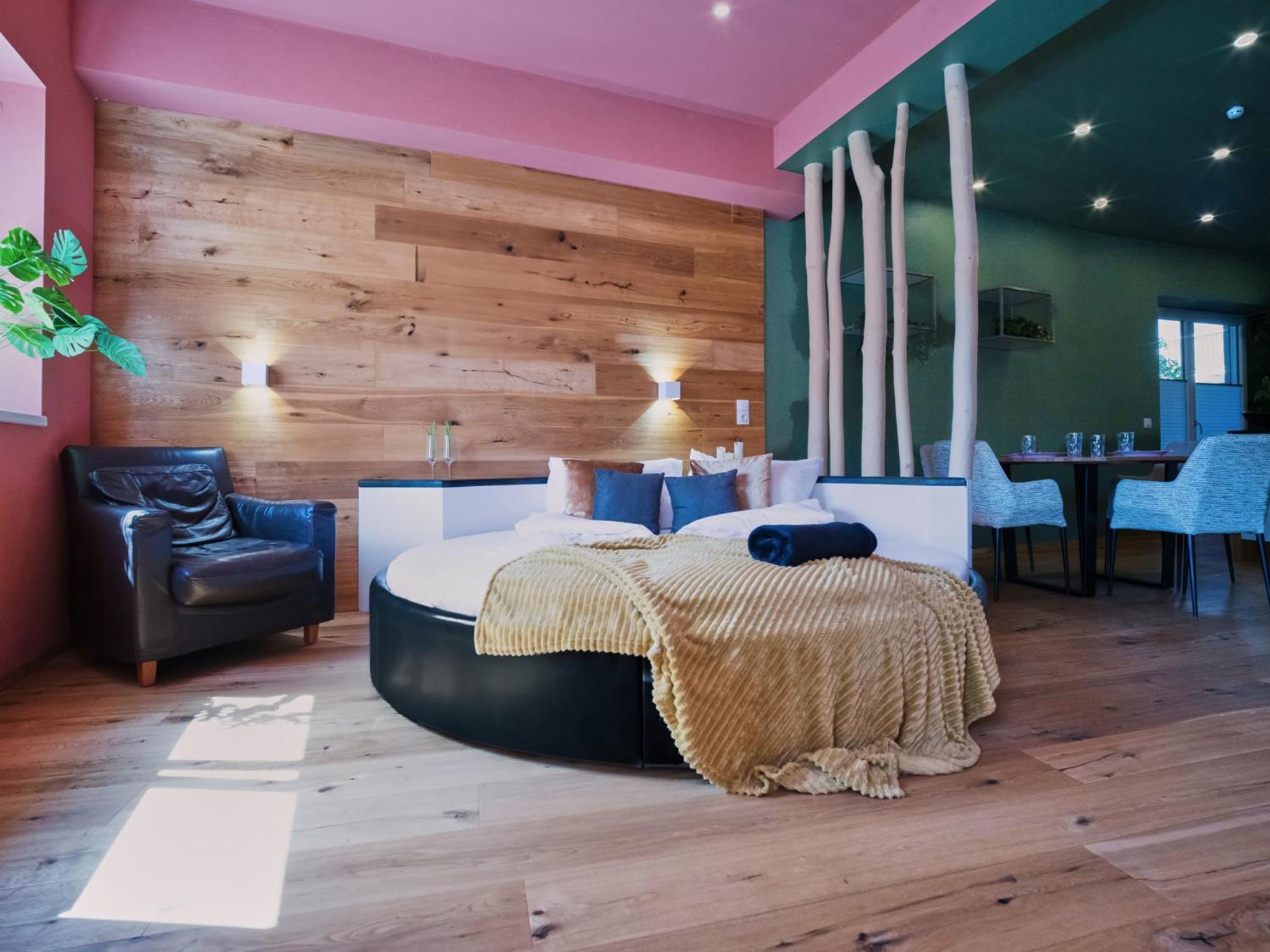 COLORGRAM Loft - by AlpenLuxus Collection
