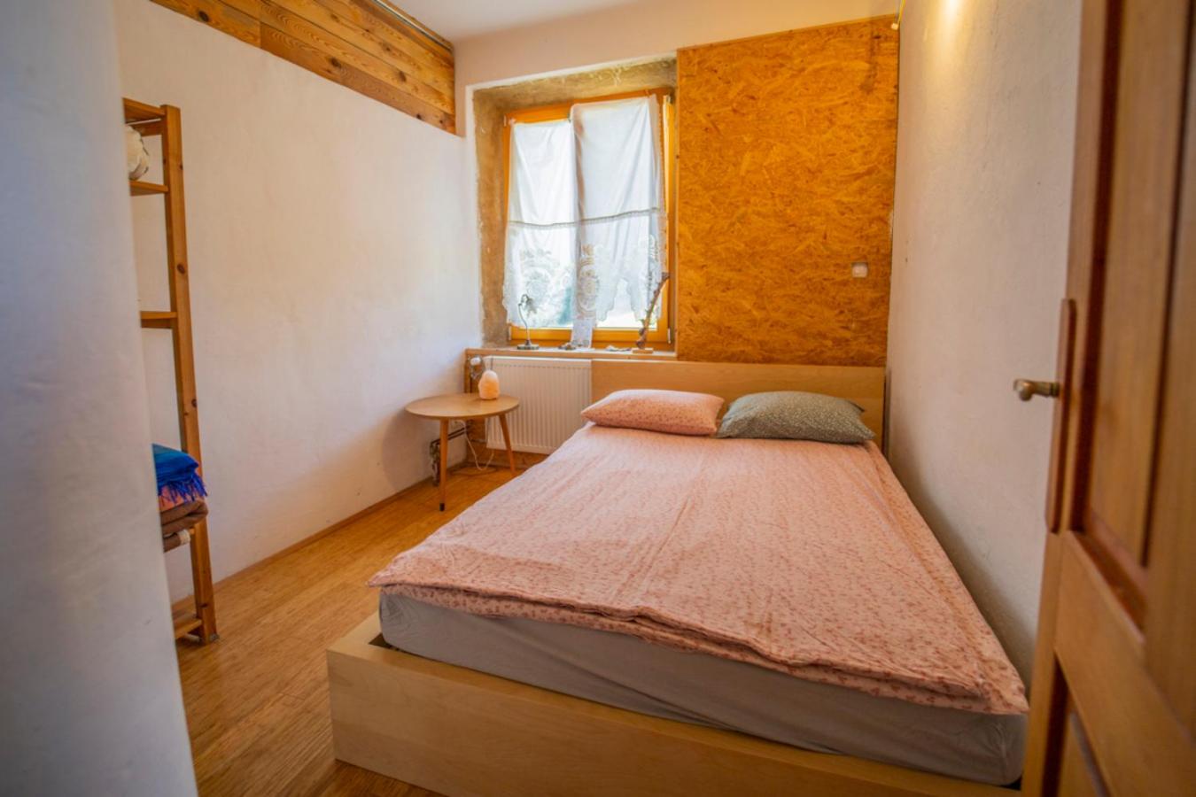 ELIAS Residency