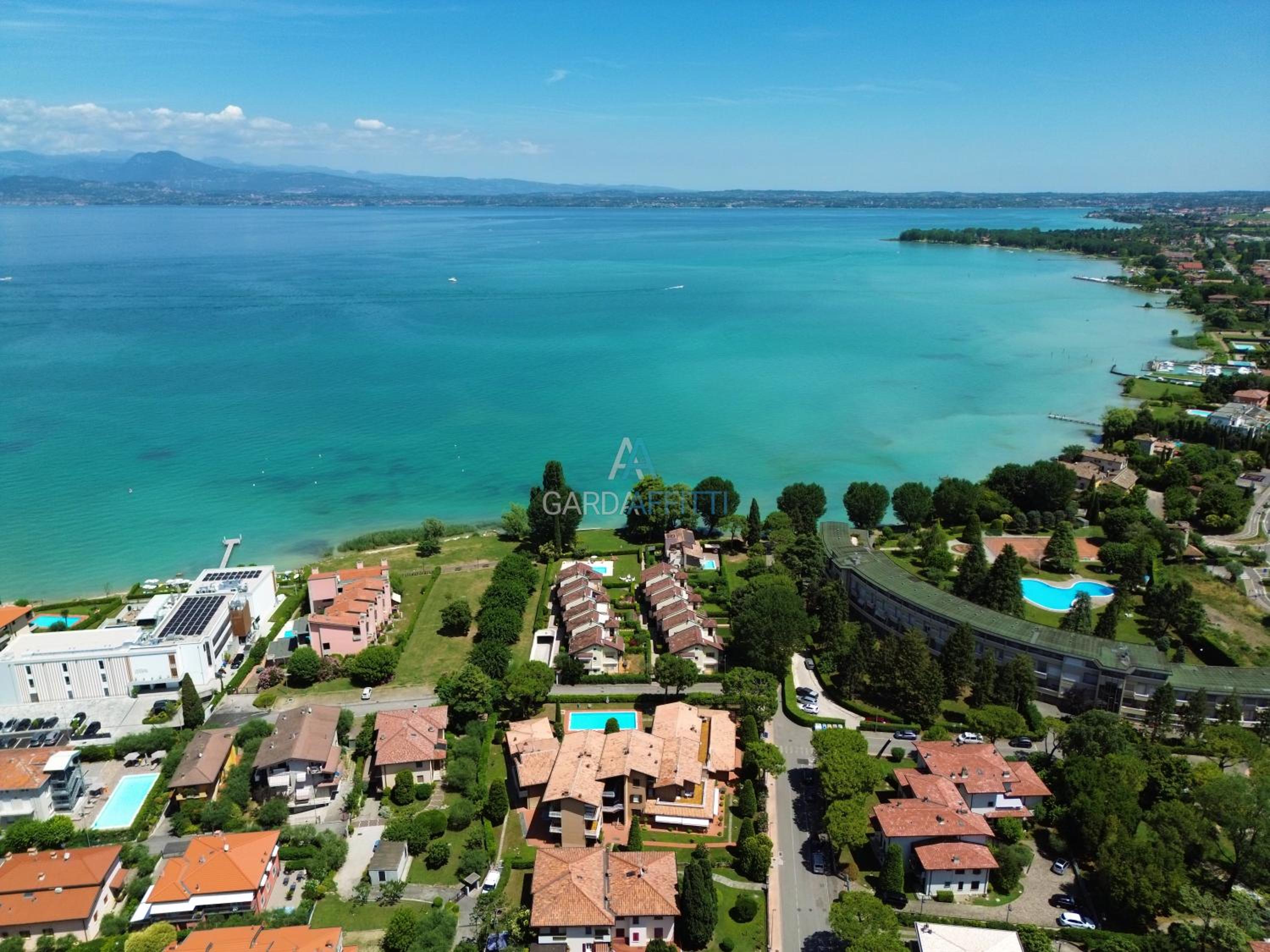 Achille Apartment - Comfort a 100m dal Lago
