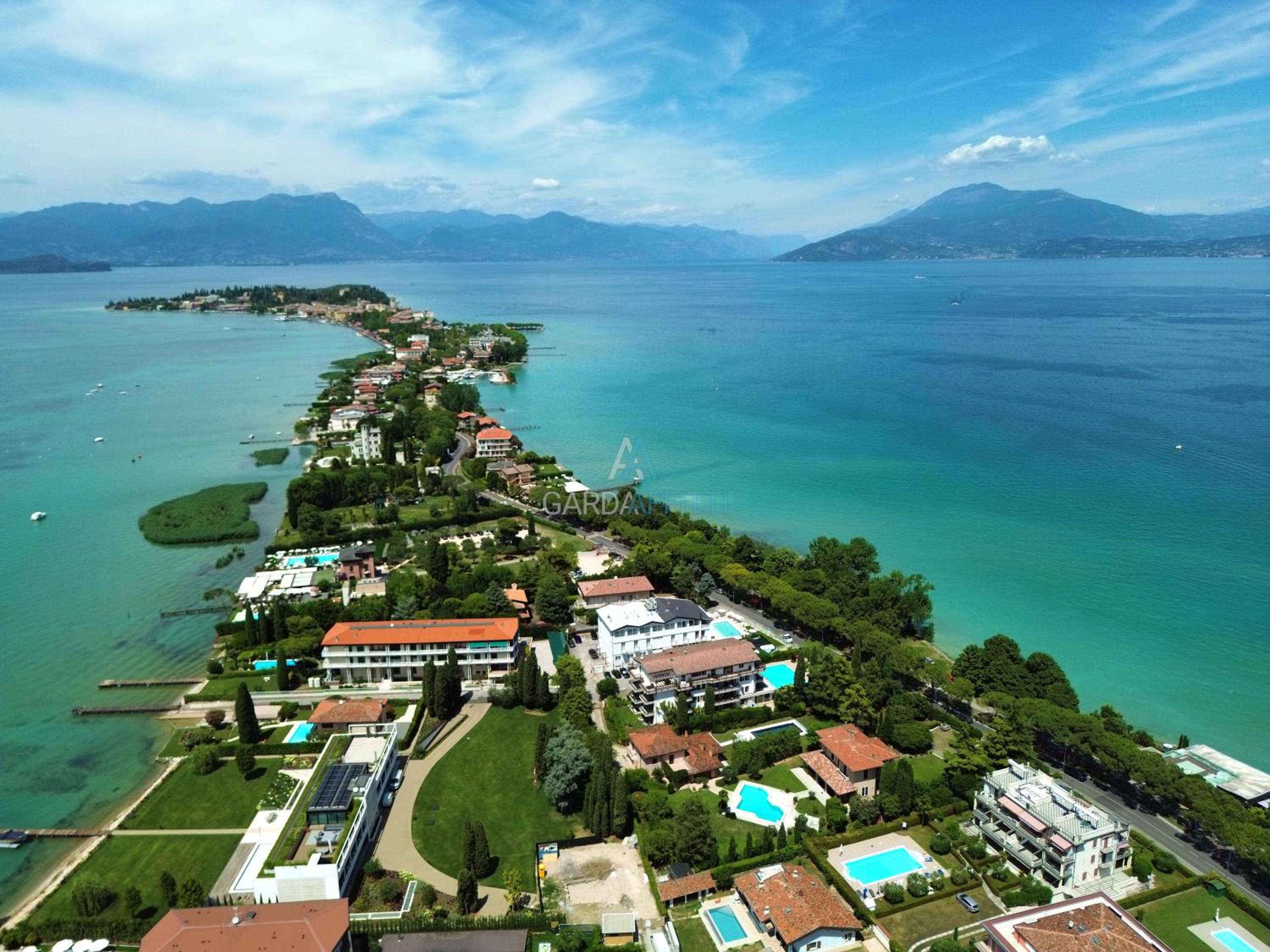 Lakeside Apartment - Vista Lago nel Cuore di Sirmione