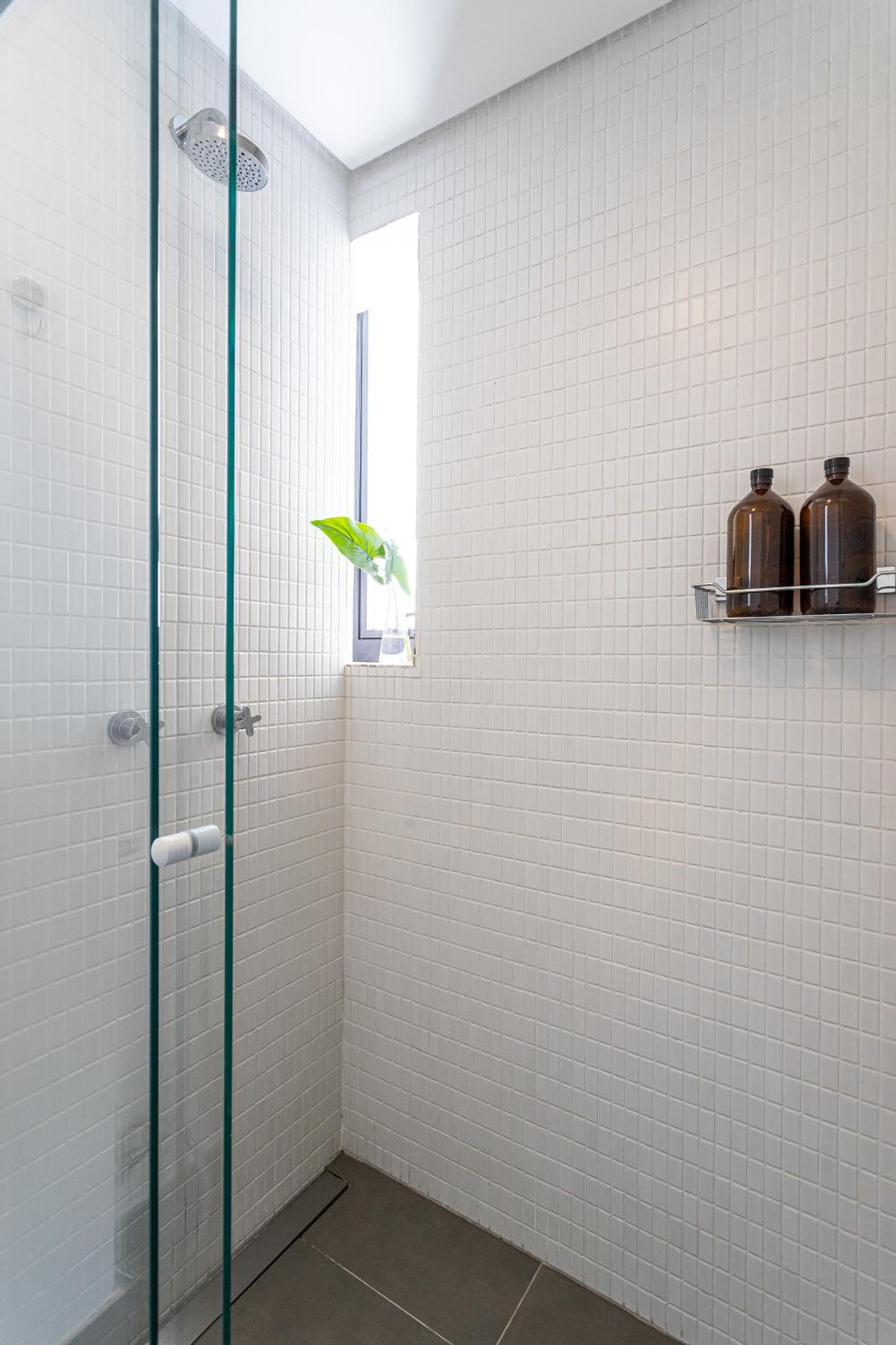 Onze22 by Viva - Estúdios Modernos a 400m do Metrô Vila Madalena com Piscina no Rooftop