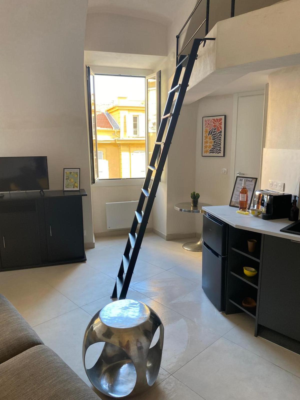 Appartement chic Ferrié Riviera