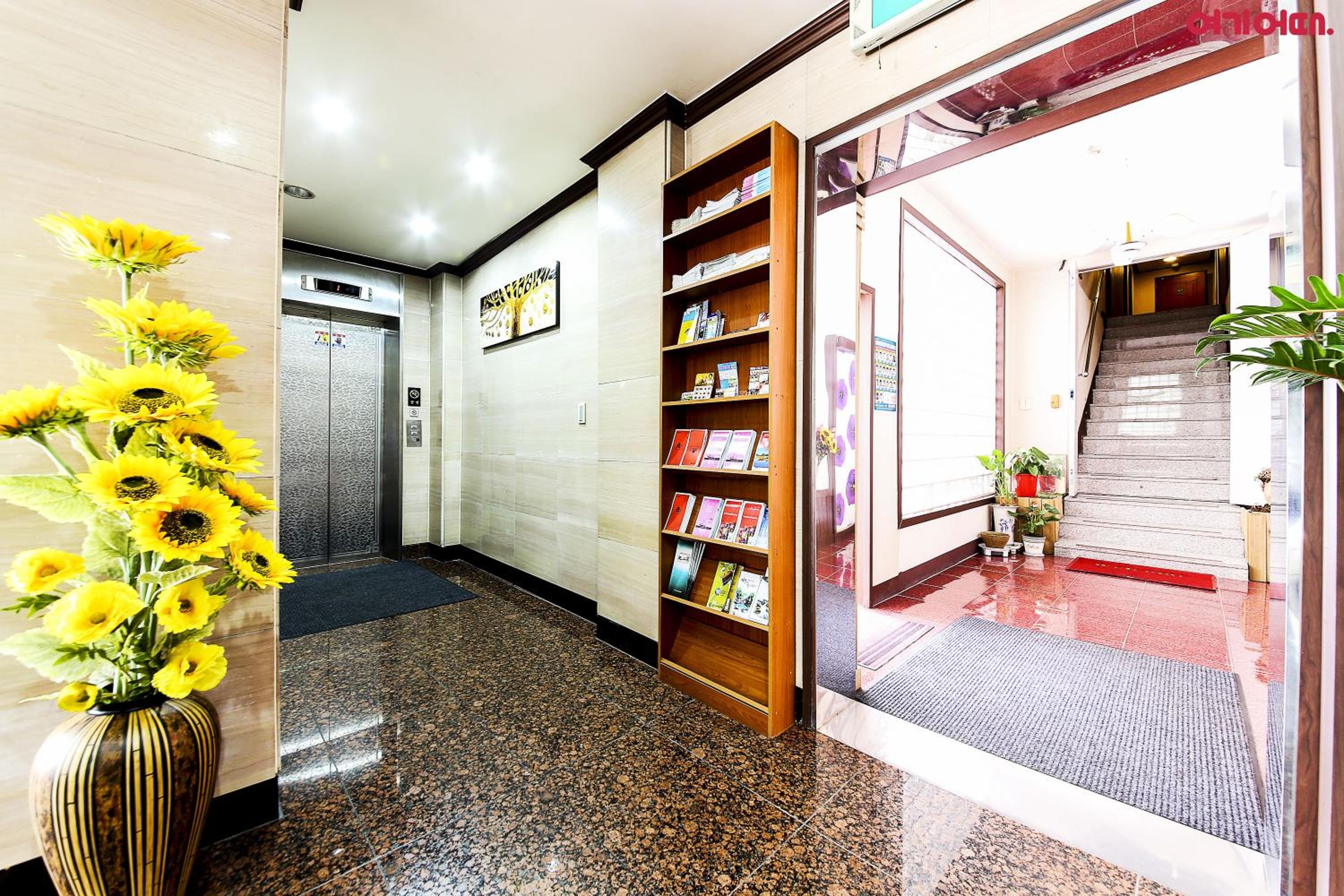 Goodstay Grand Motel Chuncheon