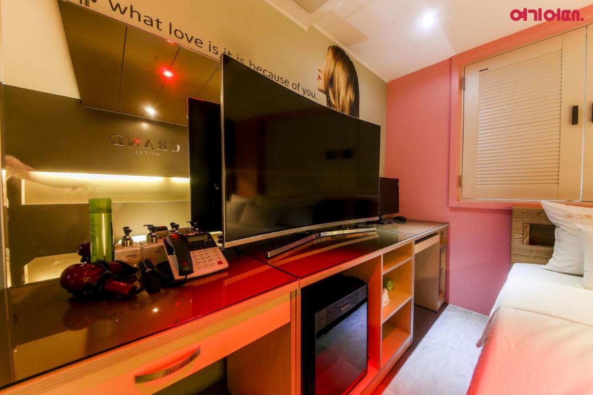 Goodstay Grand Motel Chuncheon