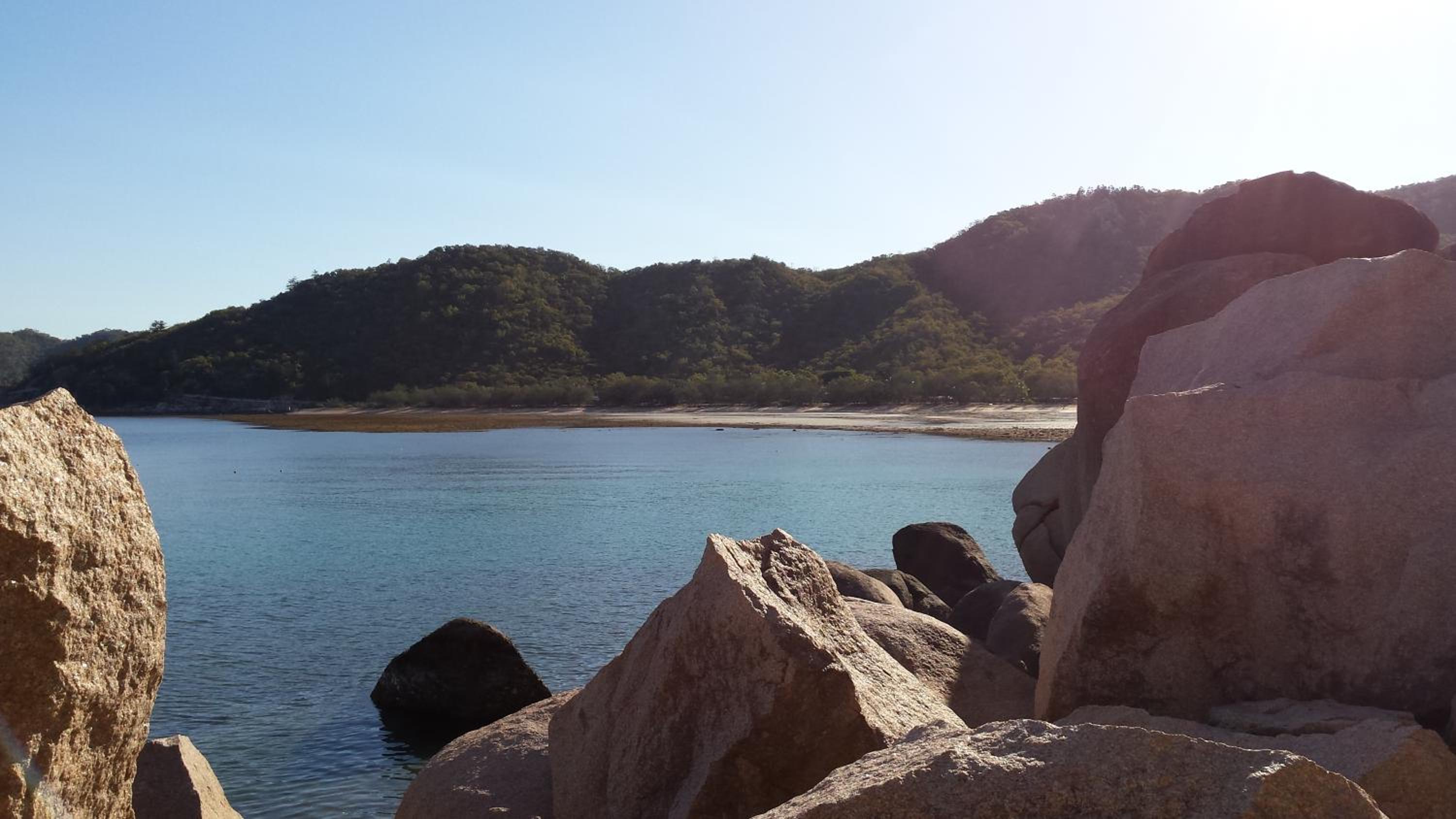 Arcadia Beach Guest House and Car Hire