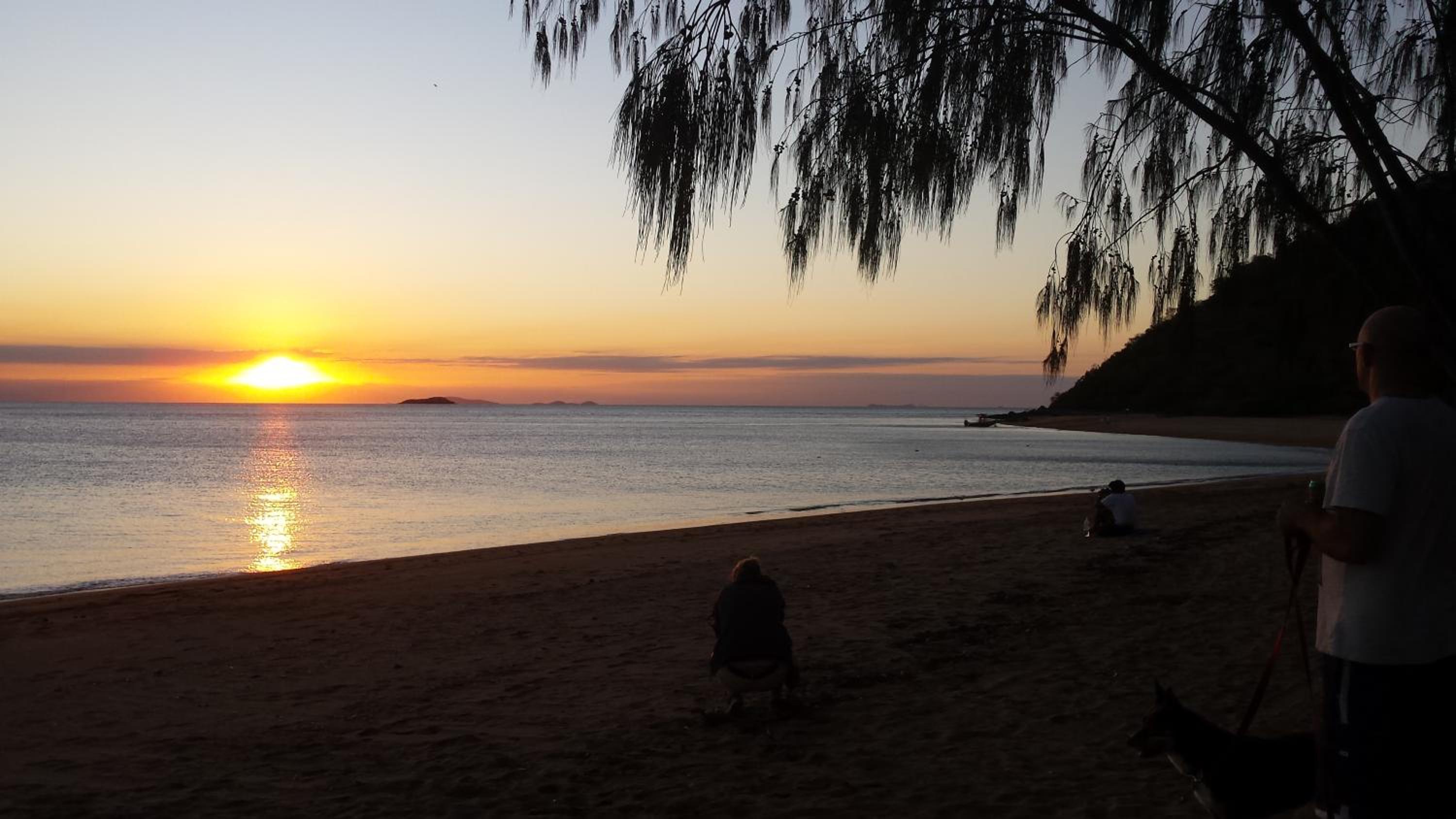 Arcadia Beach Guest House and Car Hire