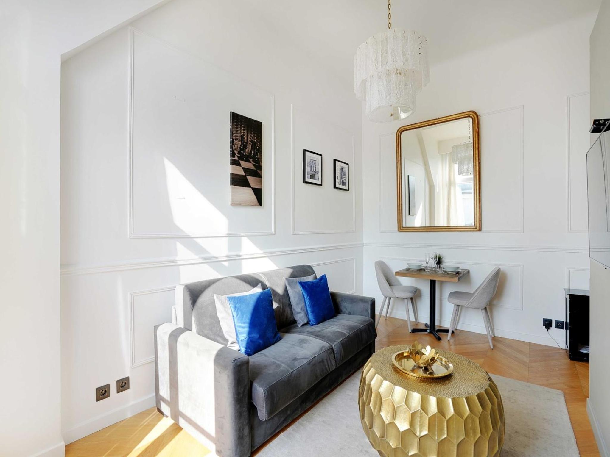 Magnificent apartment -1BR-4P- Champs-Élysées