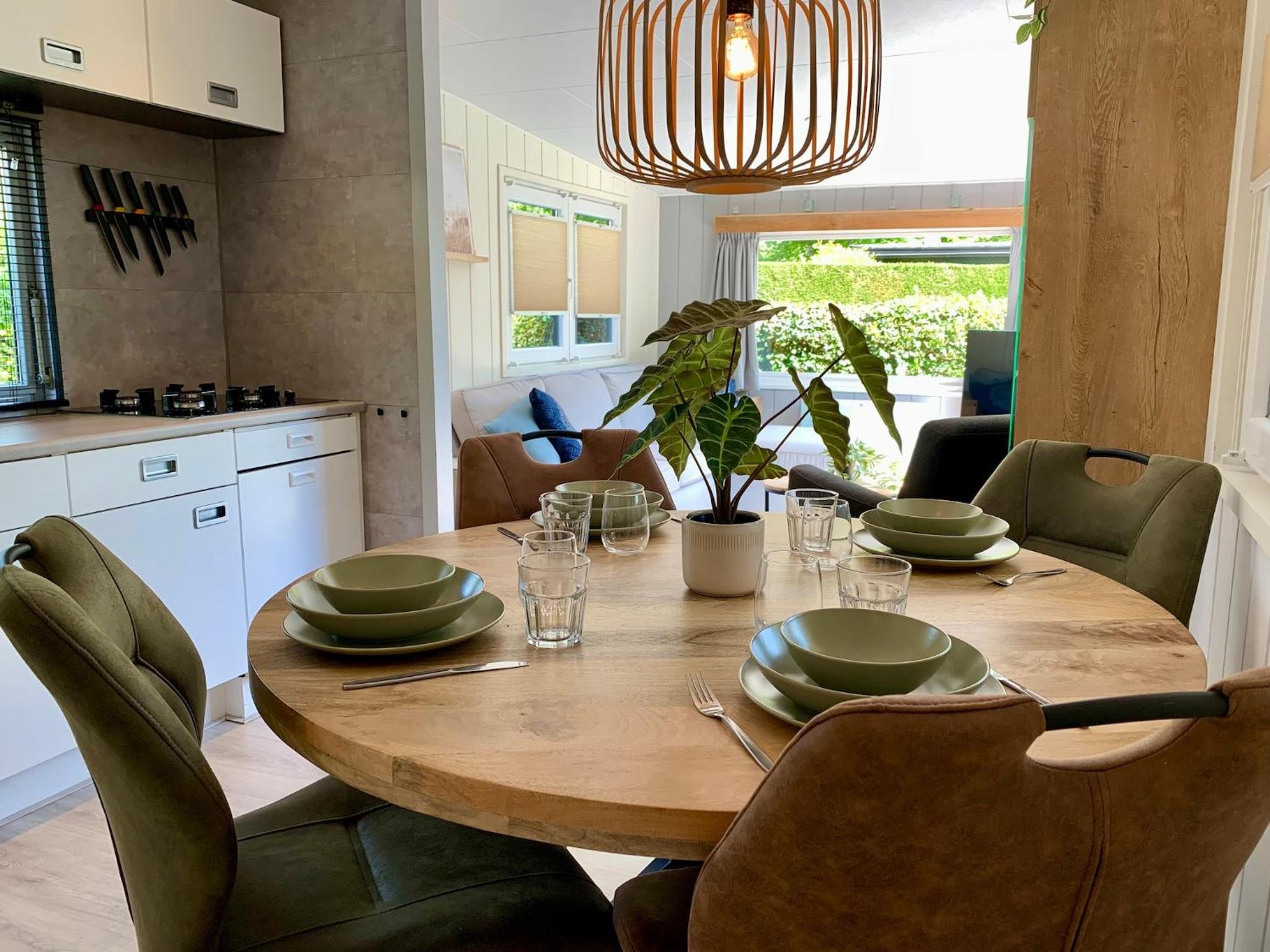 Chalet in Sint Maartenszee near Beach