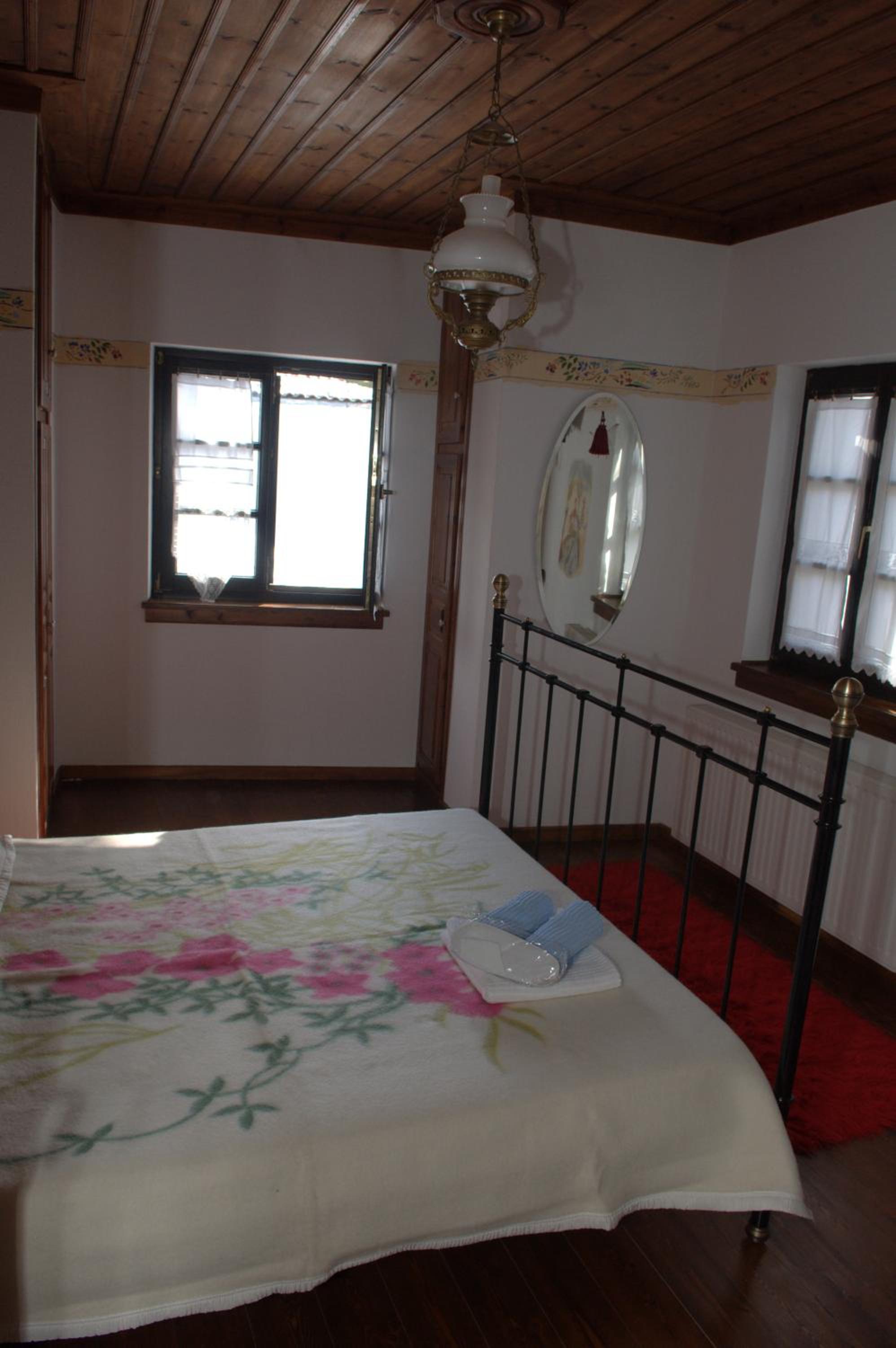 Photo 42
