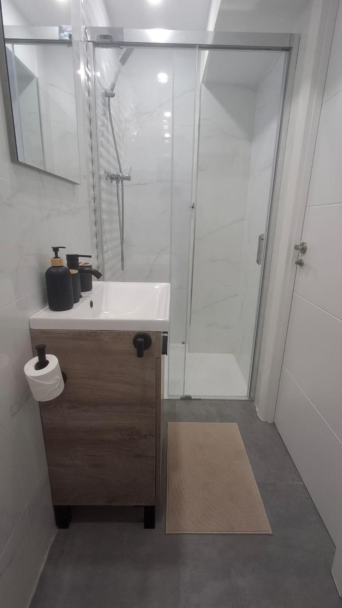 Loft con balcón cercano al centro de Valencia