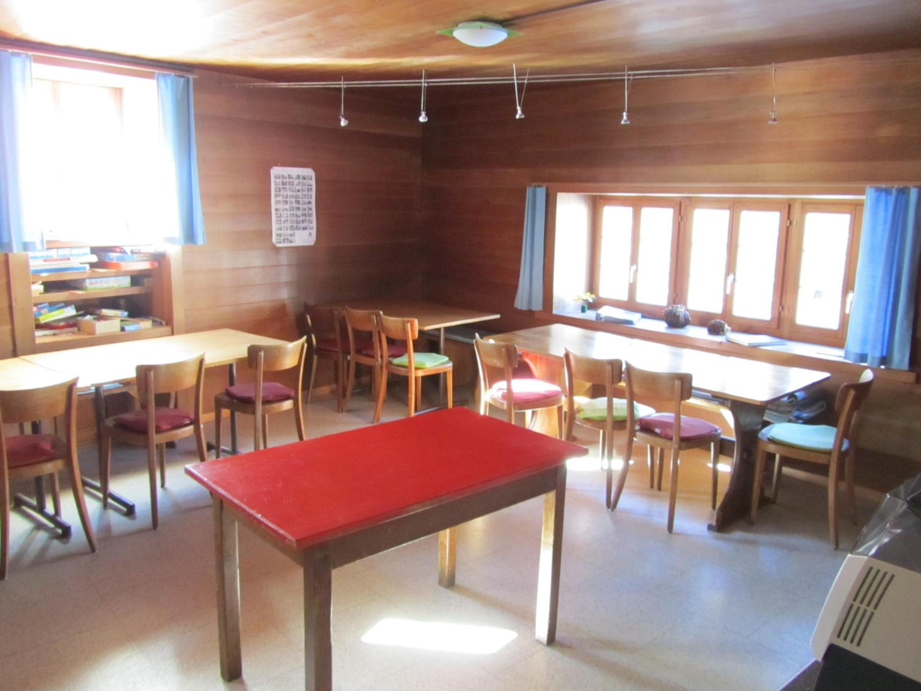 Photo 12