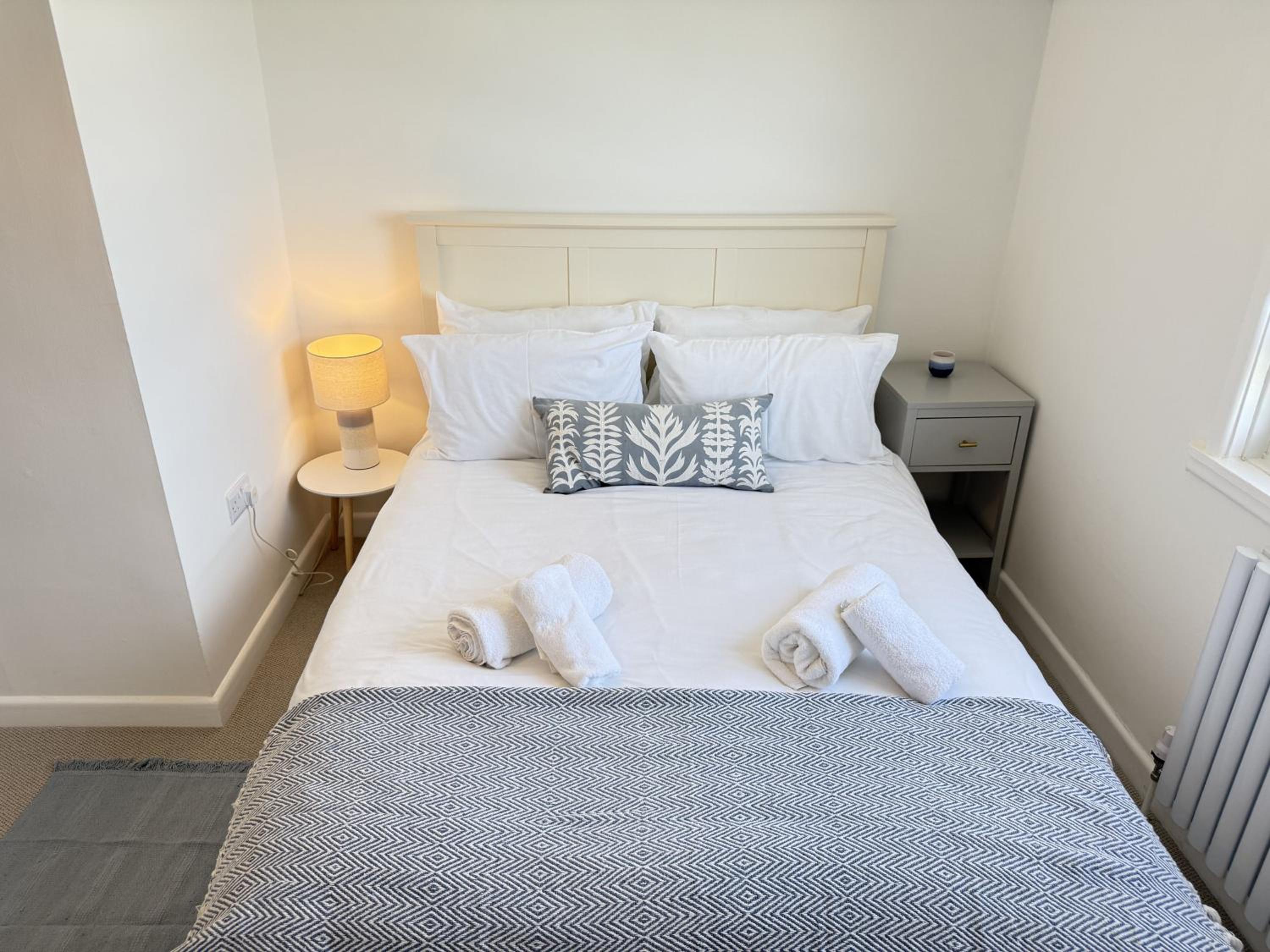 5 Ayr Court