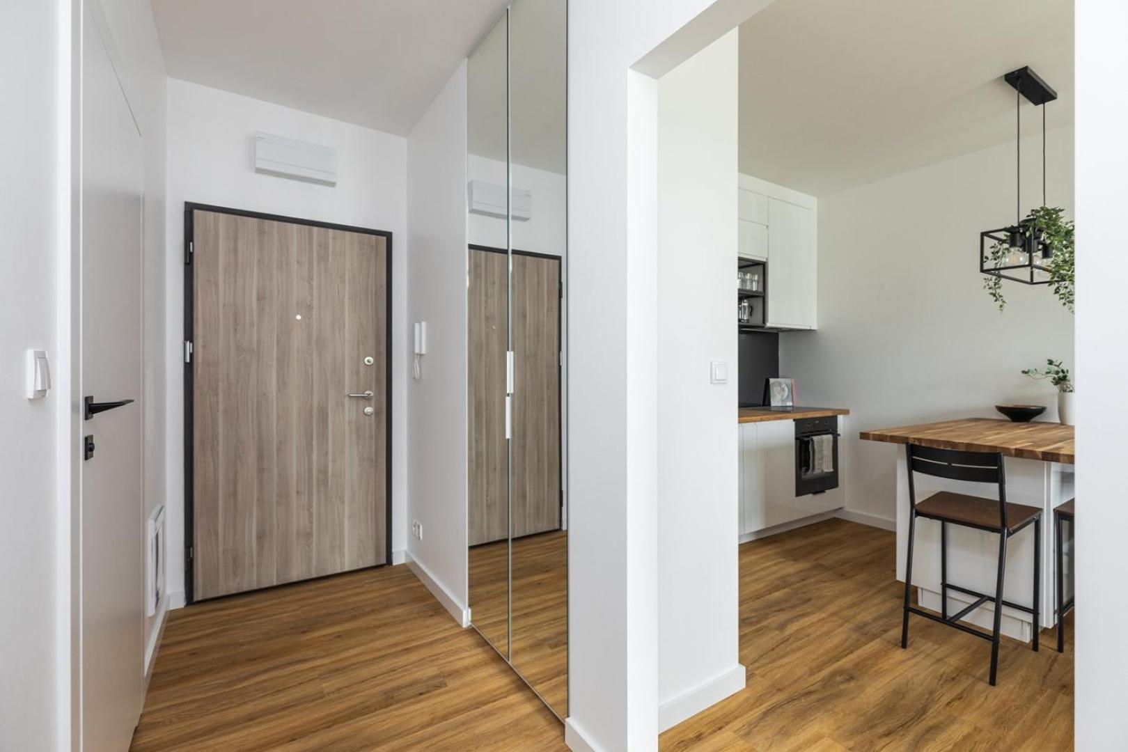 Św Stanisława 210 SuperApart - Modern Apartment with Parking