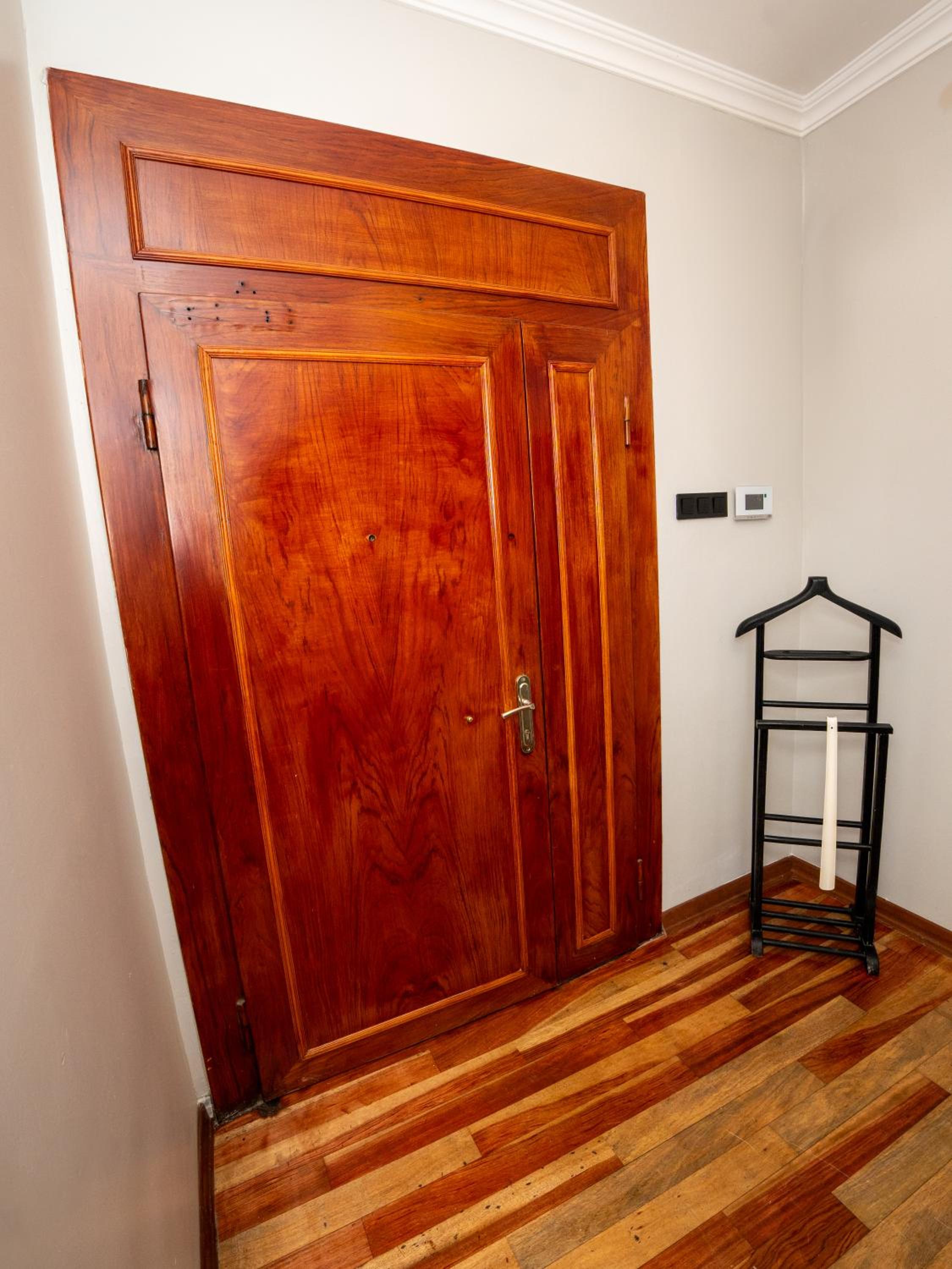 Taksim Green Flat Back