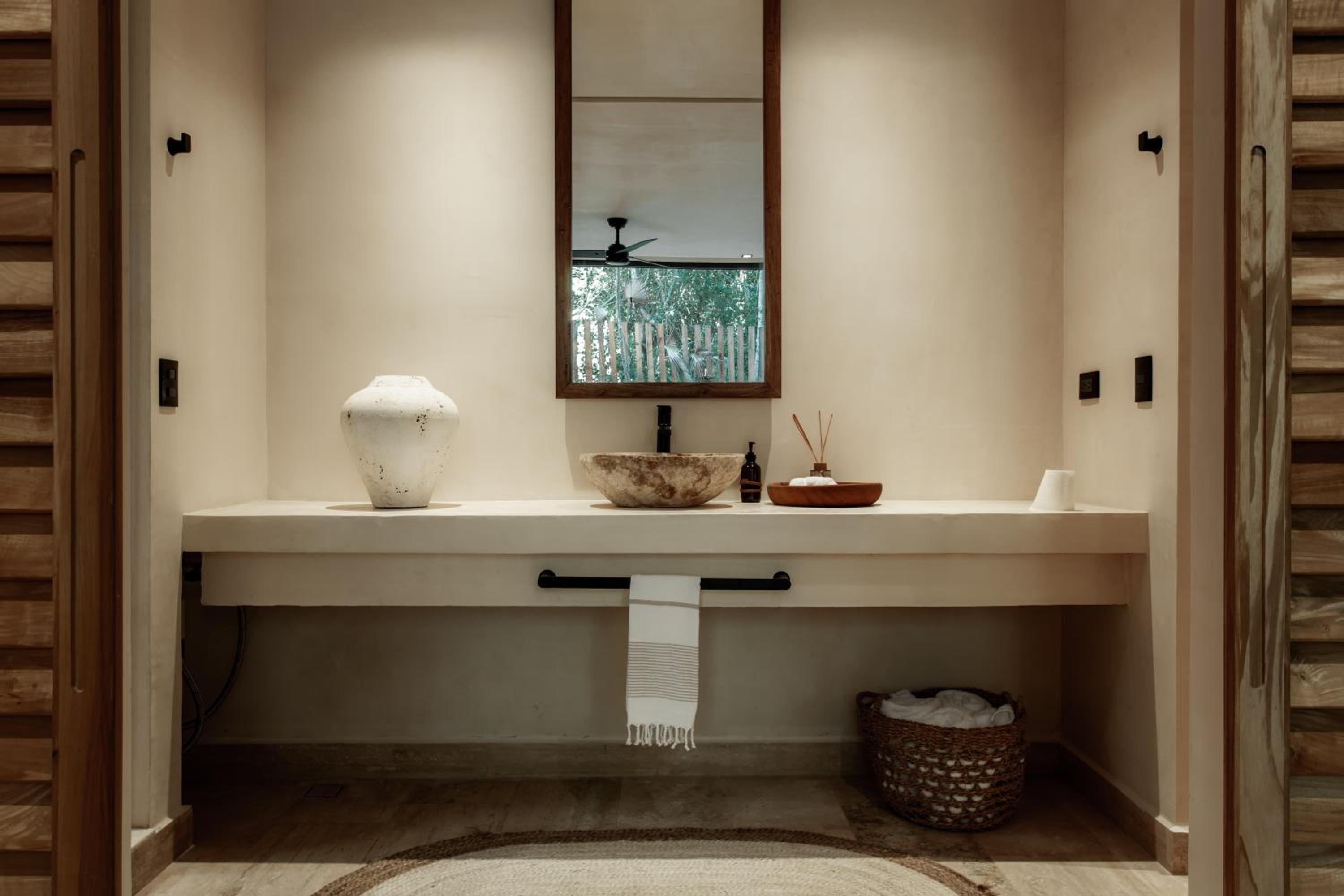 Ka'ana Condo