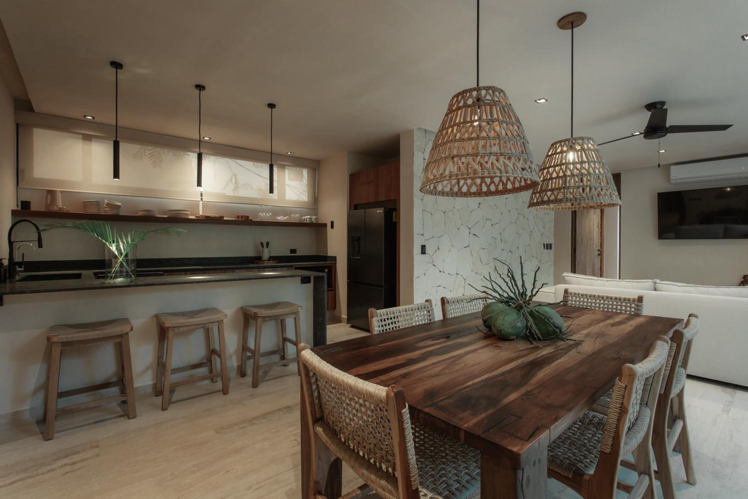 Ka'ana Condo