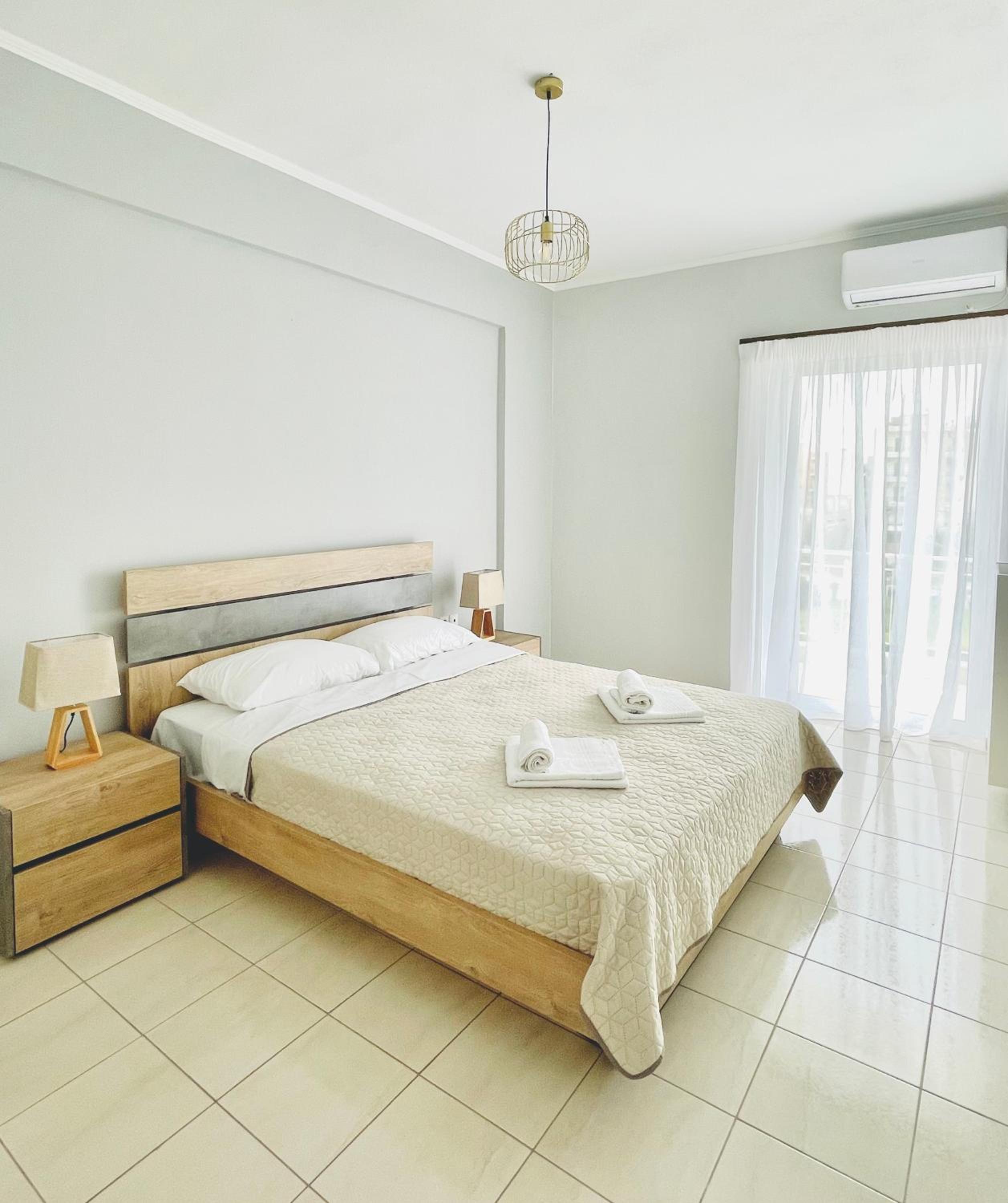 Roof Top Apartment By Athens Airport