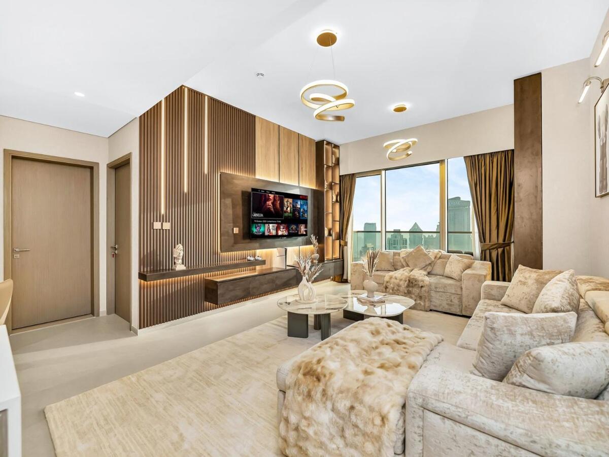 51st Floor Sea and Skyline Views LUXE 1BR