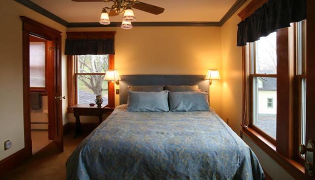 Breezy Hill Inn