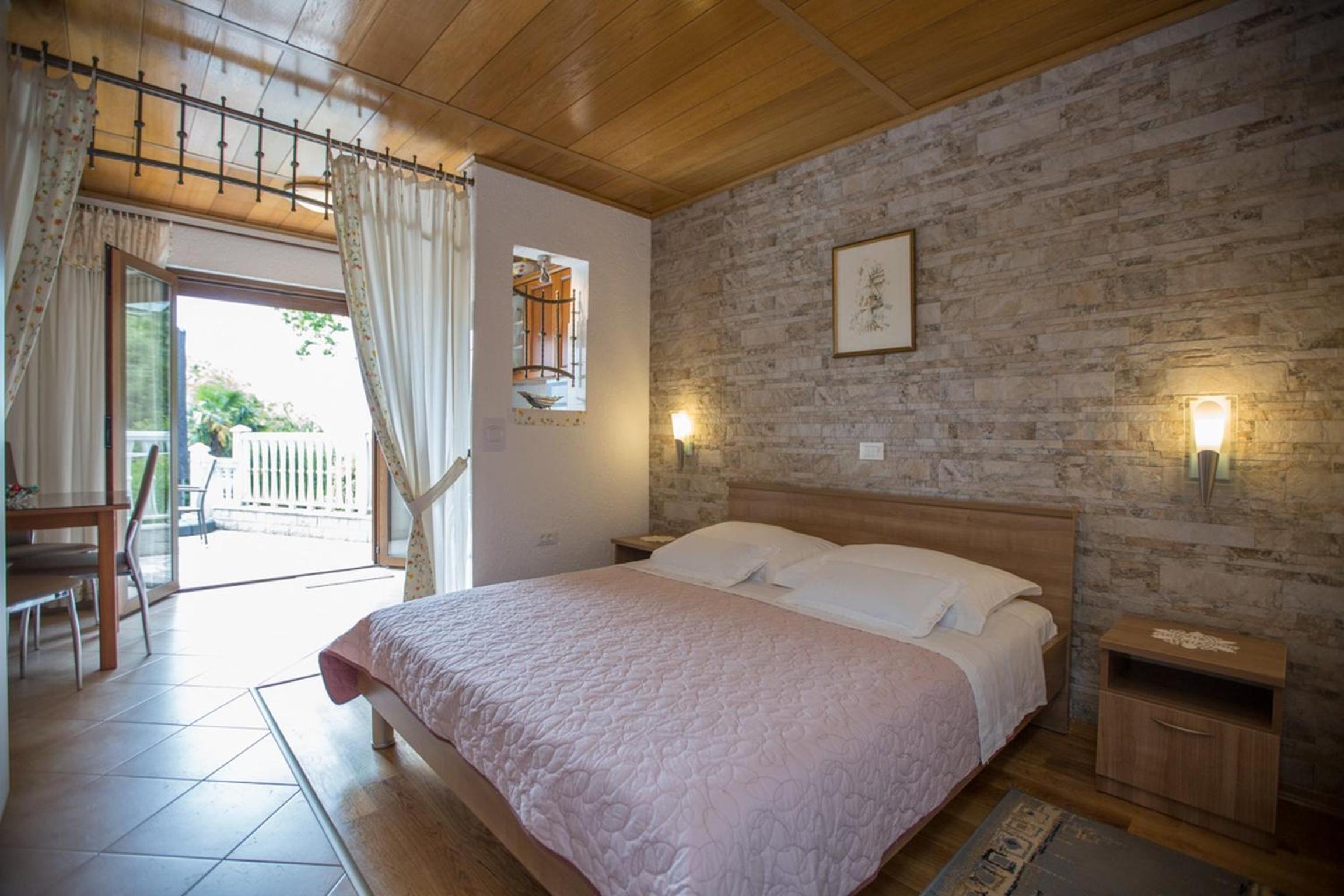 Apartments Villa Salona