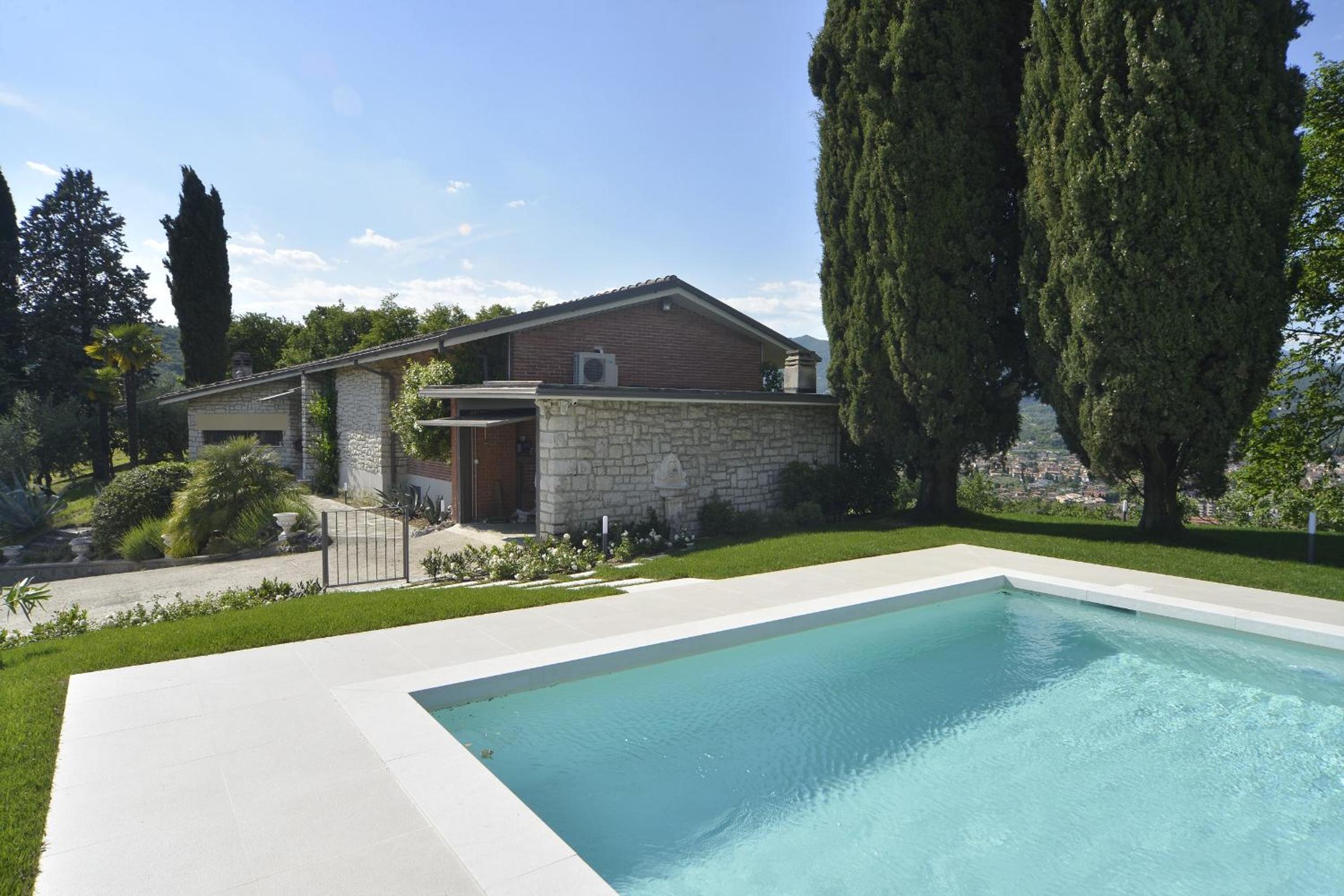 Villa Desirè view 3