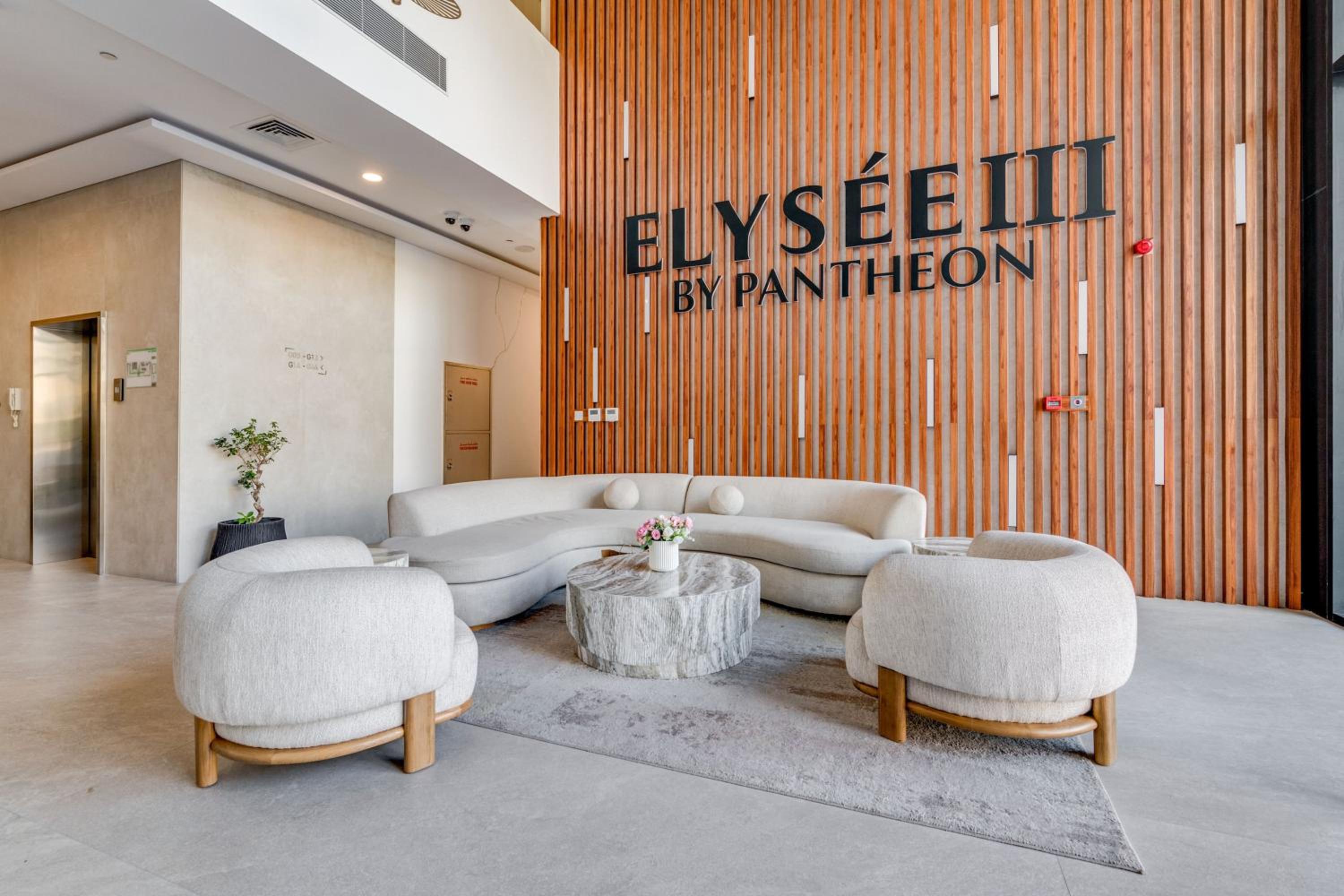 GLOBALSTAY Stylish Apt - Pool, Gym, Free Parking - Elysee 3