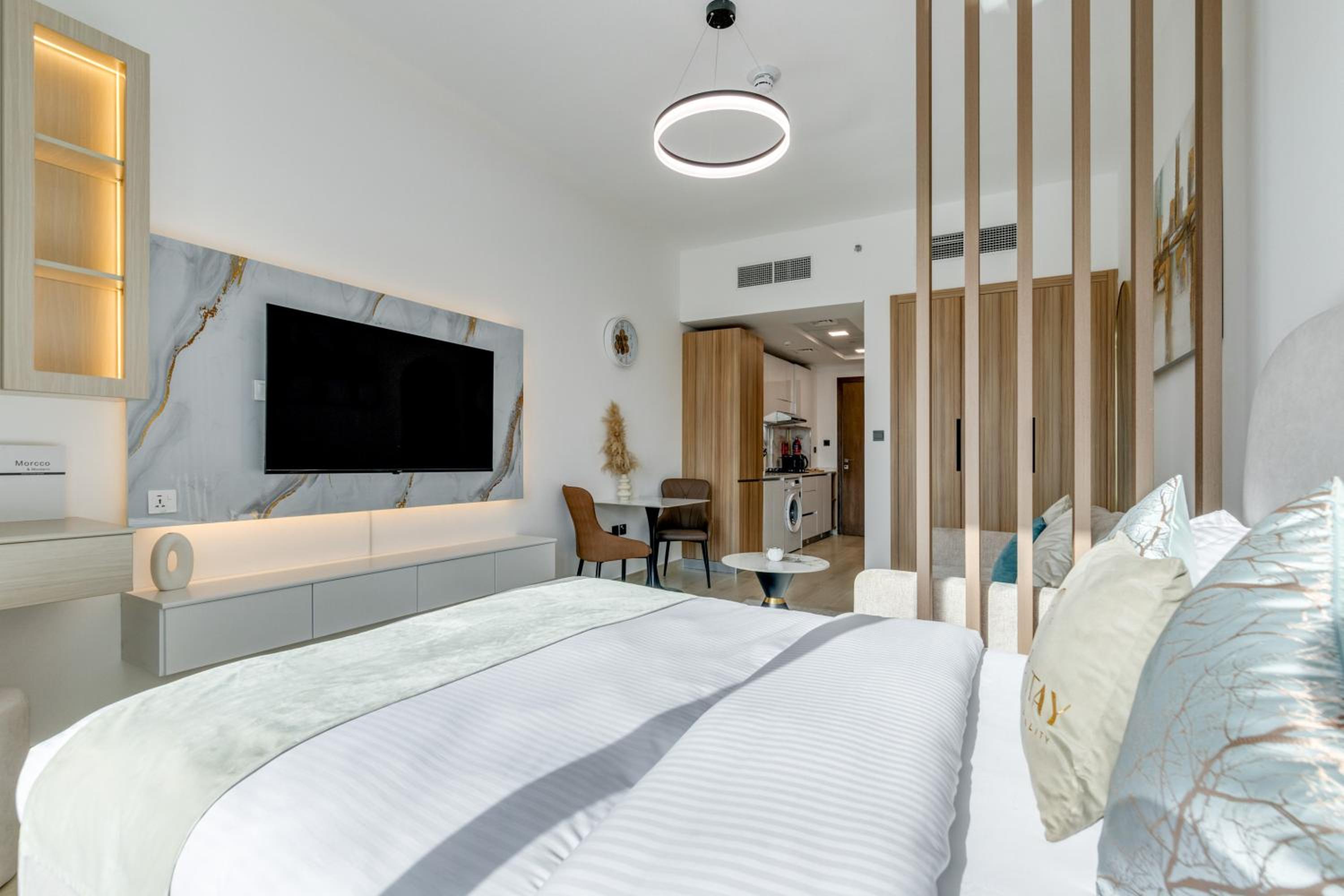 GLOBALSTAY Stylish Apt - Pool, Gym, Free Parking - Elysee 3