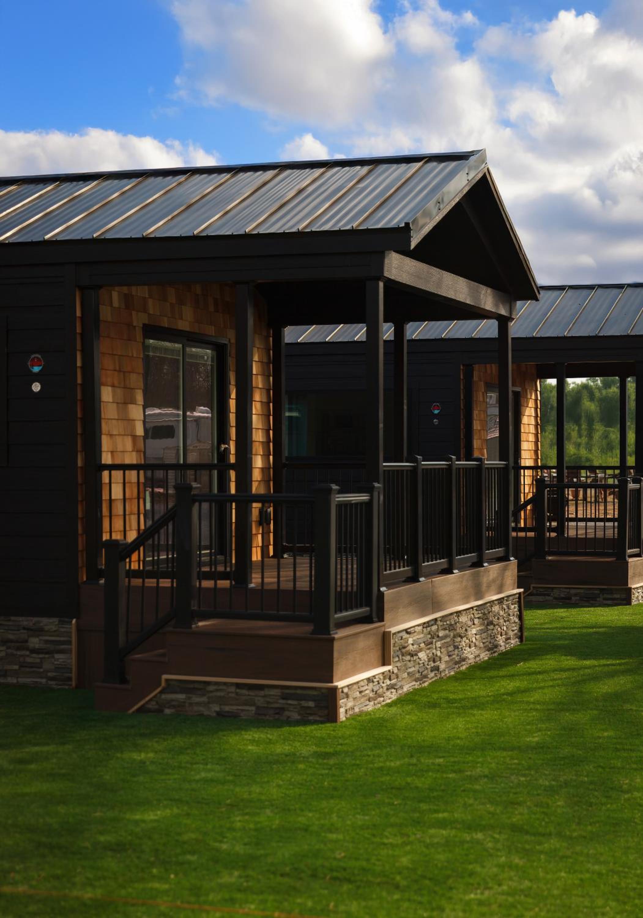 North Fork Cottages & RV Resort