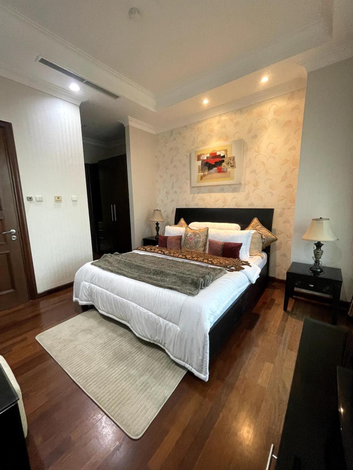 2 Bedroom apartment at Senayan
