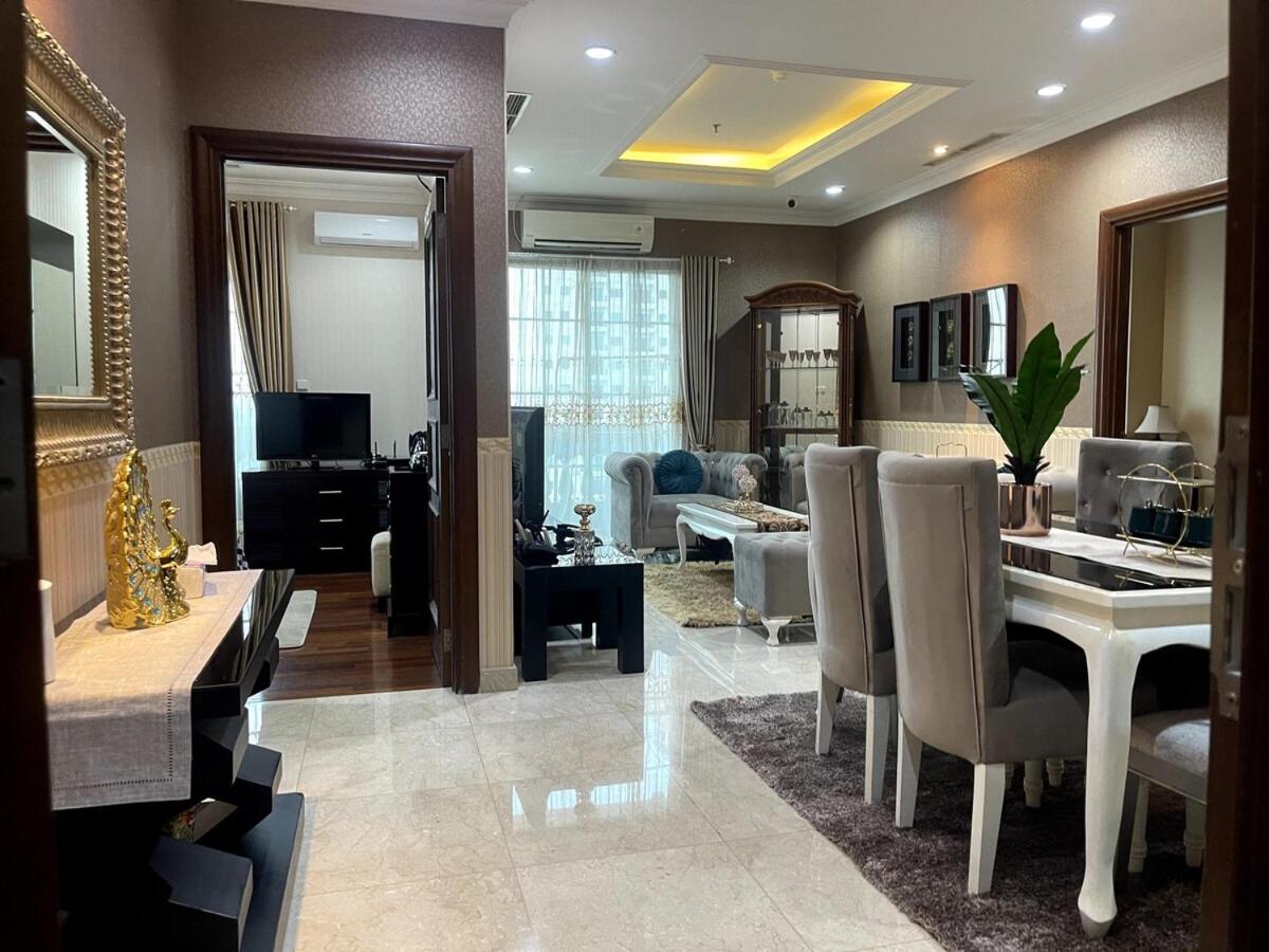 2 Bedroom apartment at Senayan