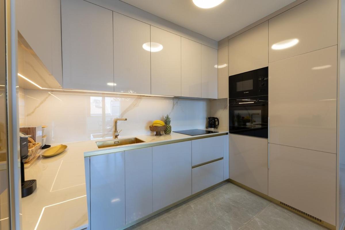 Luxury apartment Žnjan,Split-two bathrooms and free parking