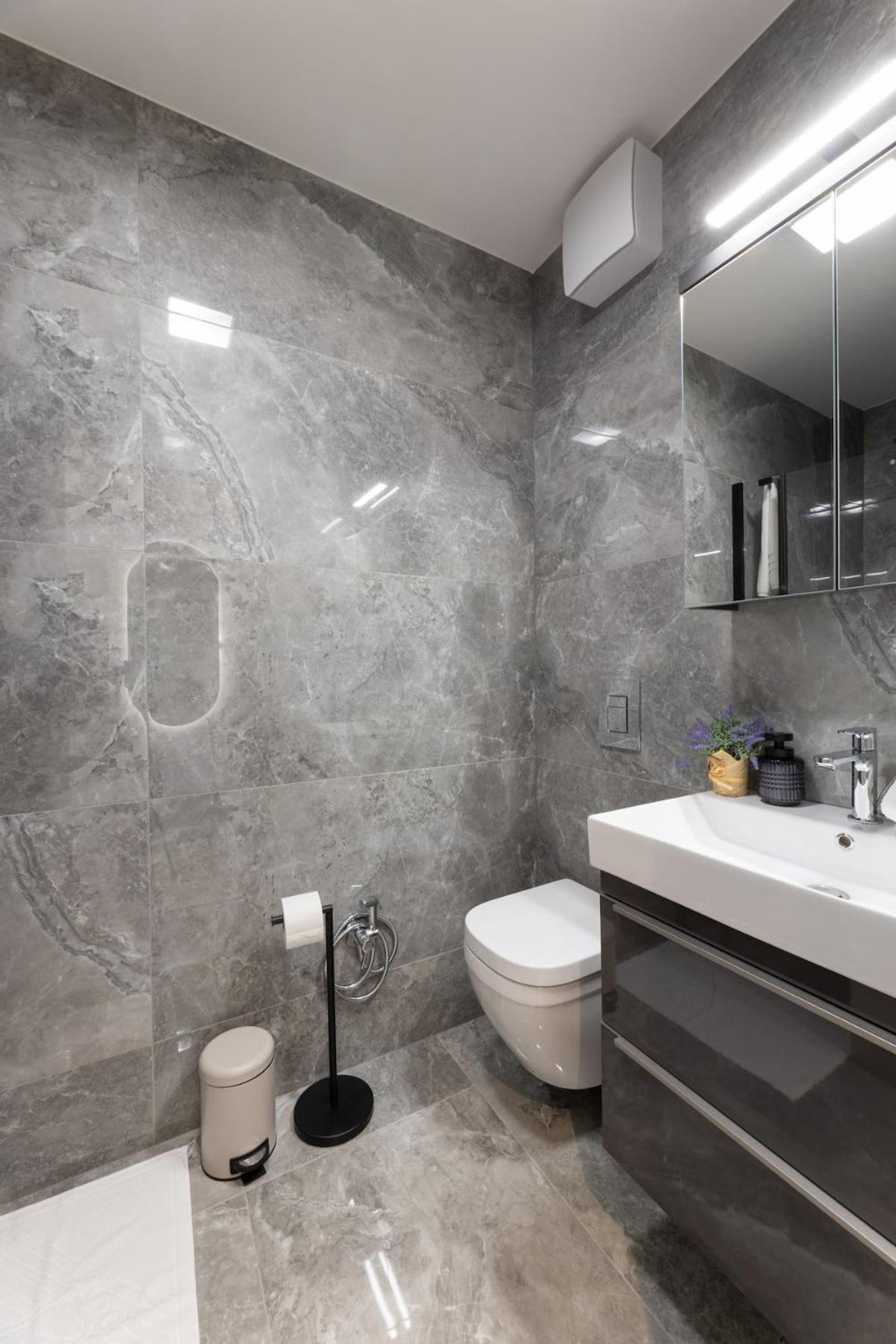 Luxury apartment Žnjan,Split-two bathrooms and free parking