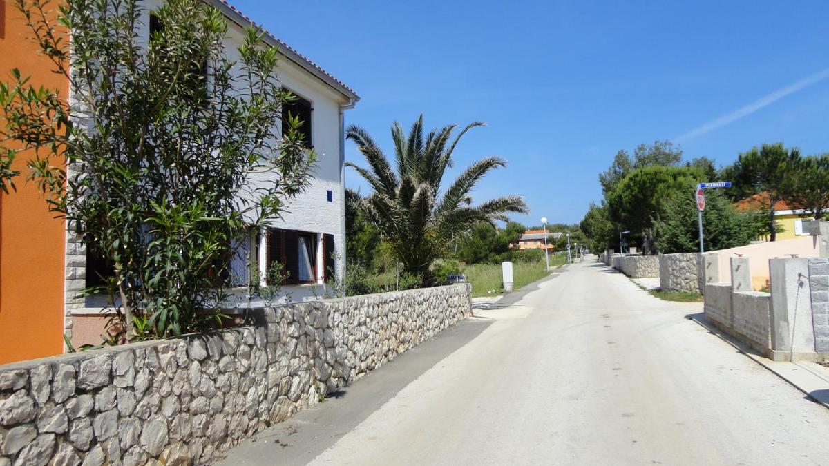 Photo 46