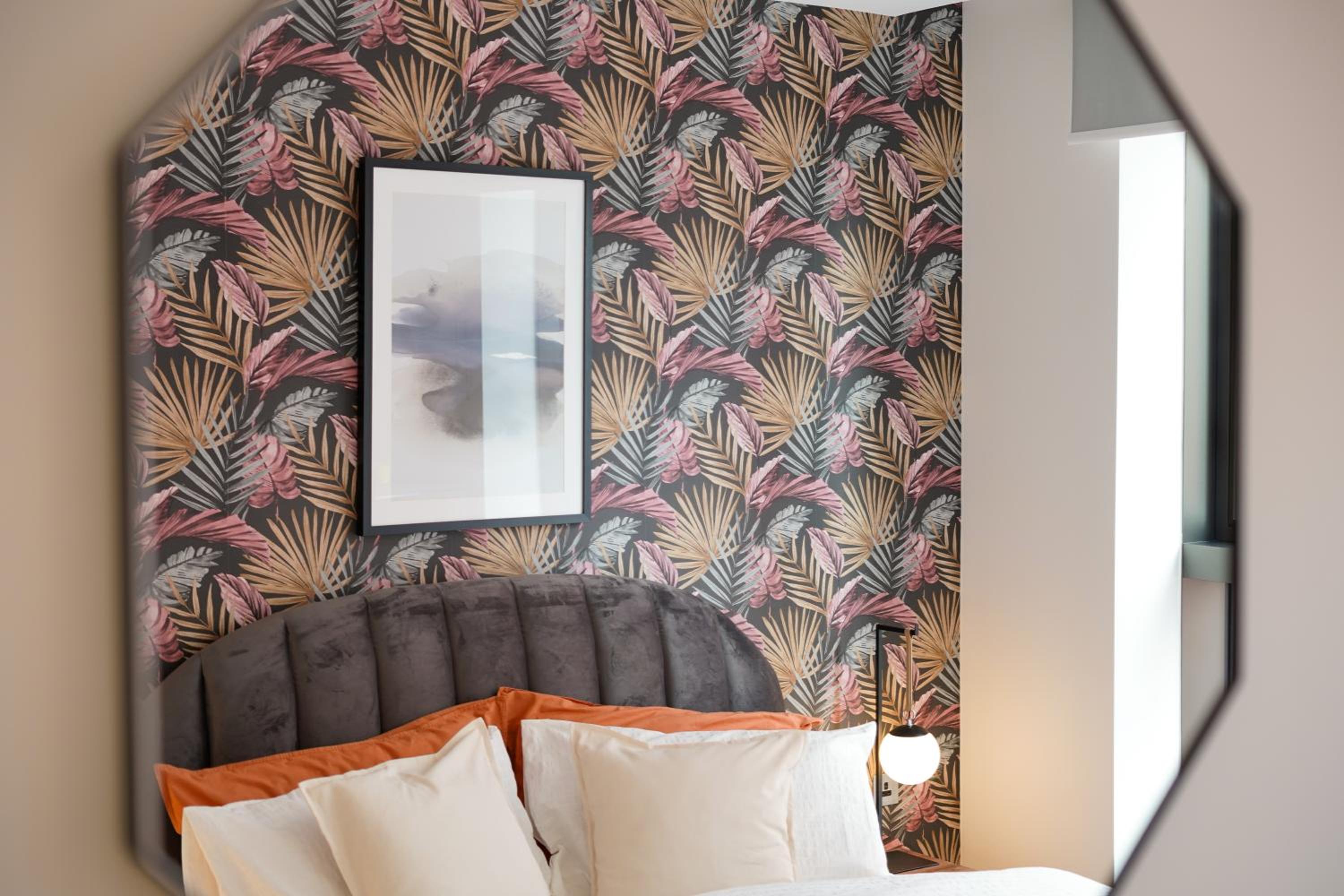 Stylish Luxe 2BR Flat#5Min Walk Paddington station, 20Min Heathrow Express