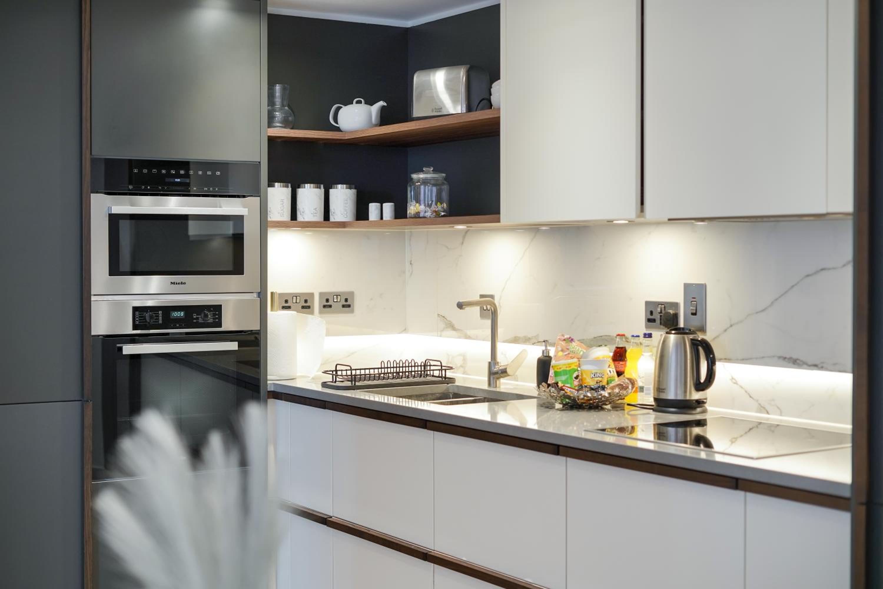 Stylish Luxe 2BR Flat#5Min Walk Paddington station, 20Min Heathrow Express