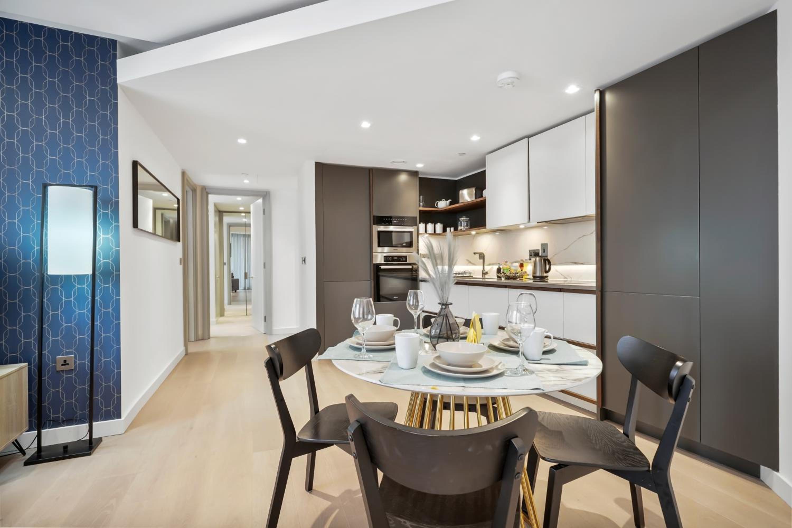 Stylish Luxe 2BR Flat#5Min Walk Paddington station, 20Min Heathrow Express