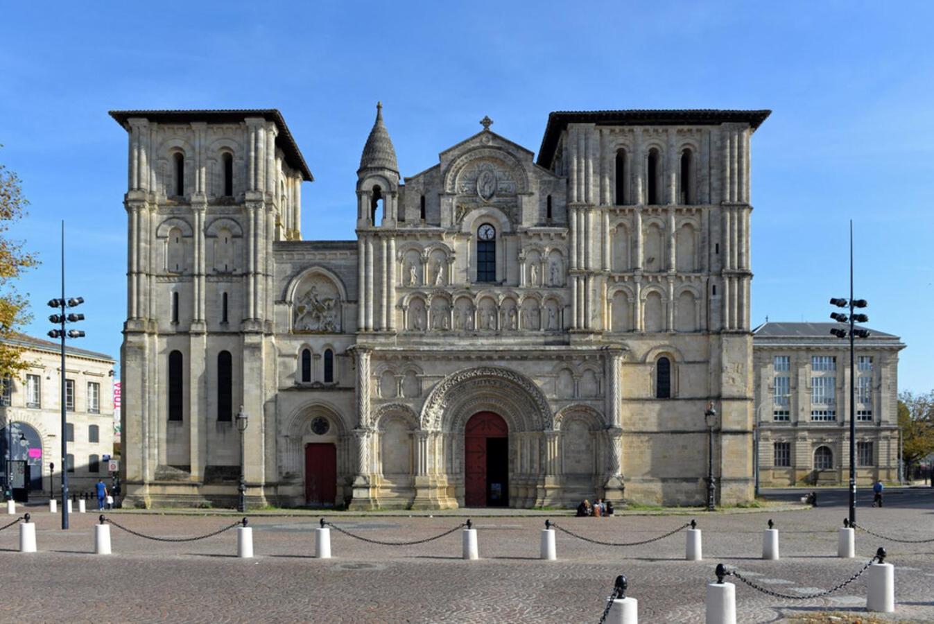 THEM'APPARTS BORDEAUX Sainte Croix