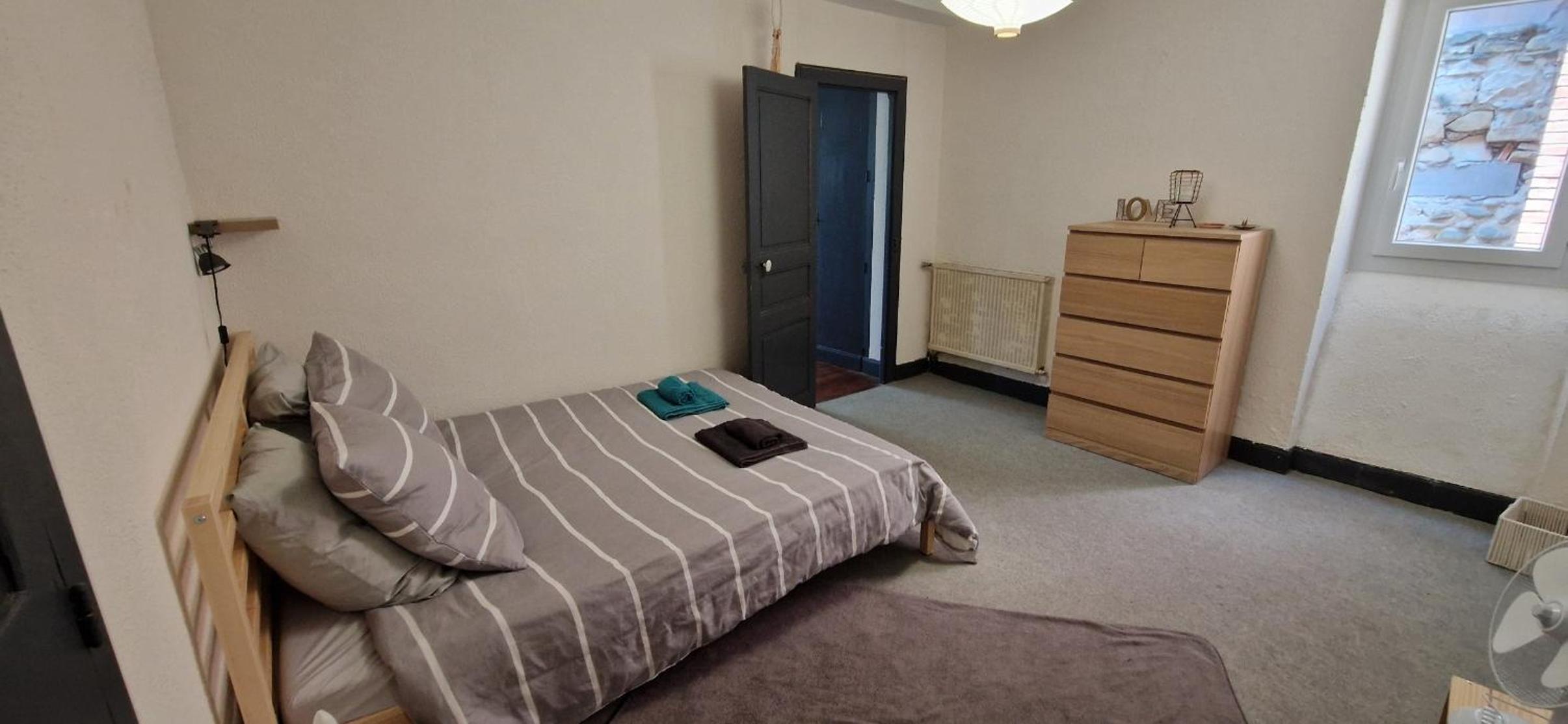 Spacieuse Suite Maison de Ville - 4 Personnes