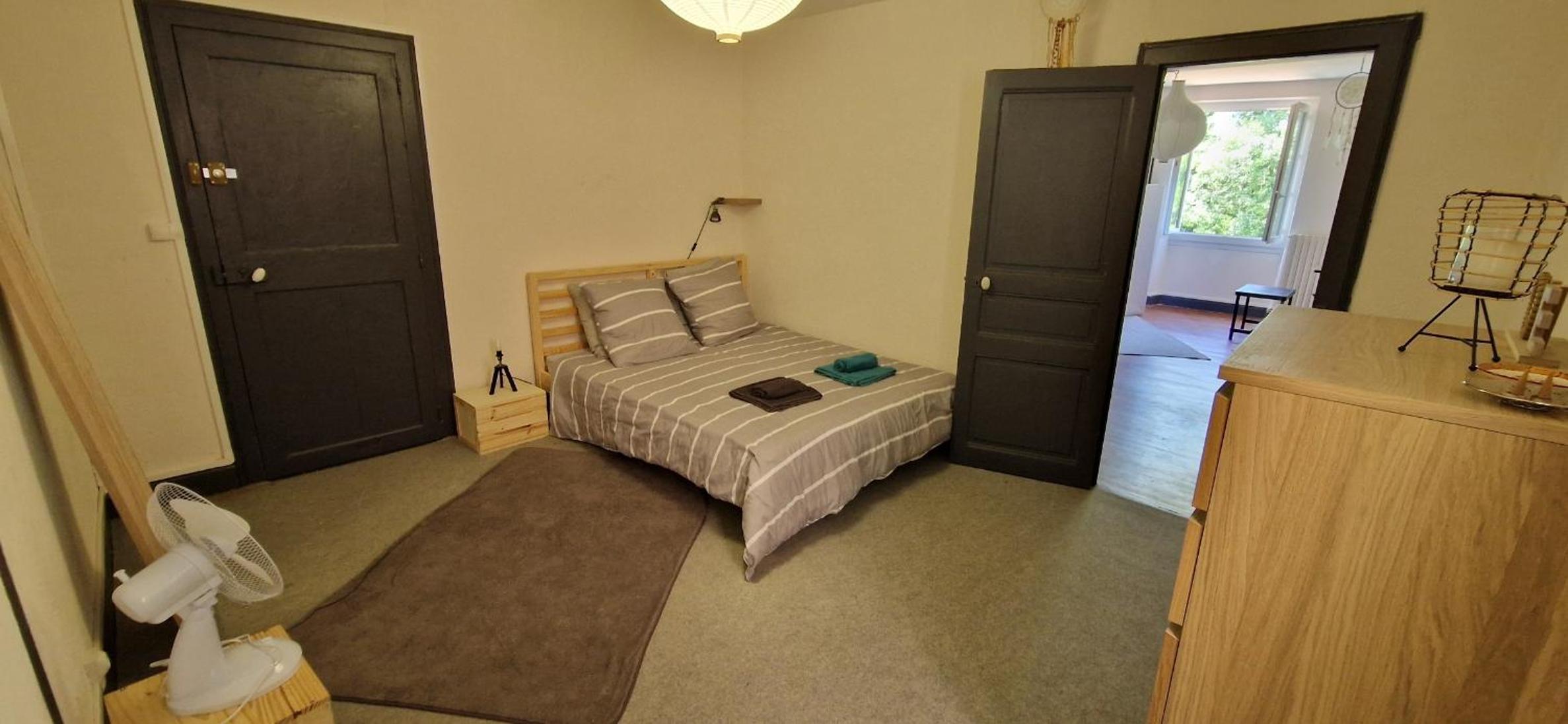 Spacieuse Suite Maison de Ville - 4 Personnes