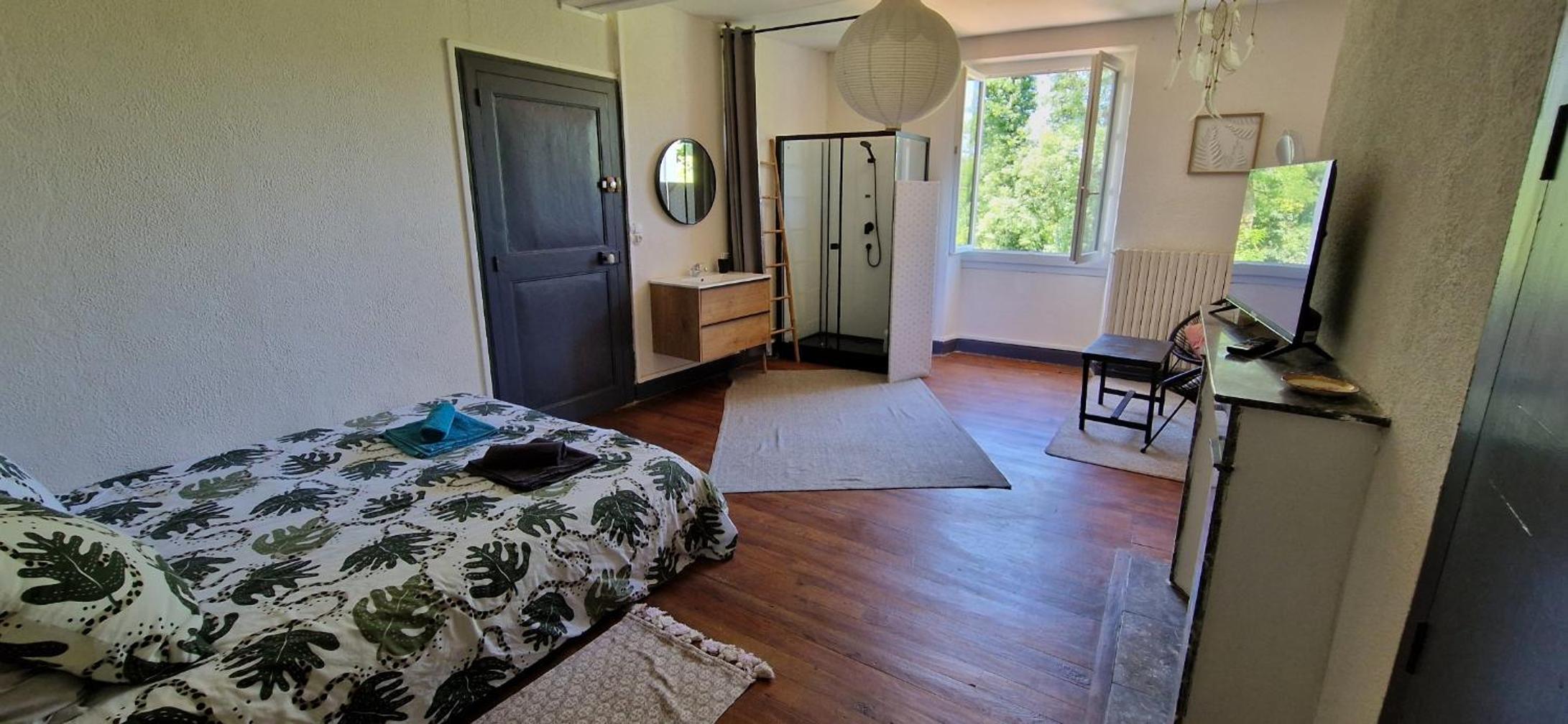 Spacieuse Suite Maison de Ville - 4 Personnes