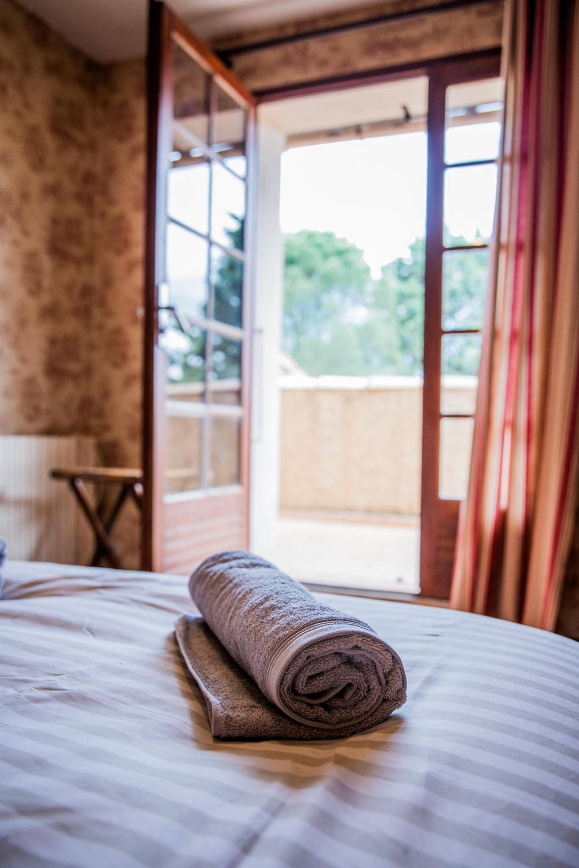 Les hauts de Palaja, villa with pool and parking