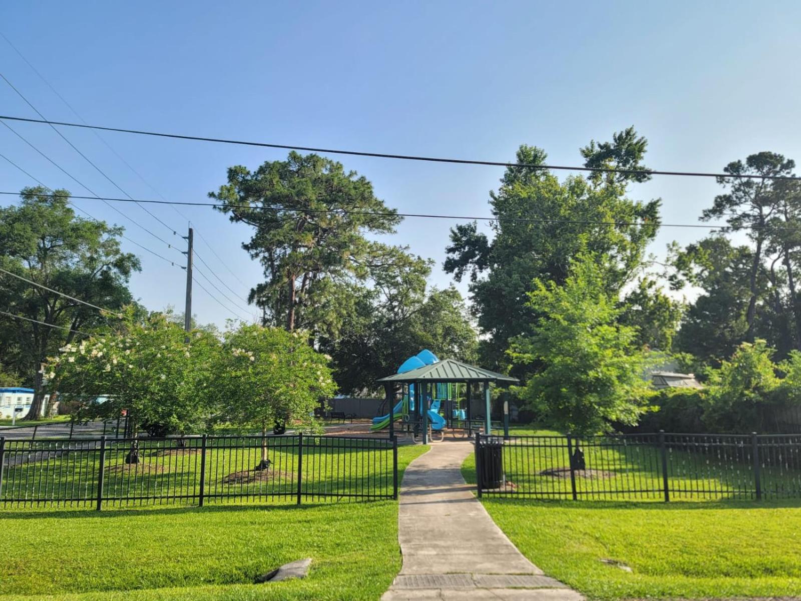 Twin Pines Studios