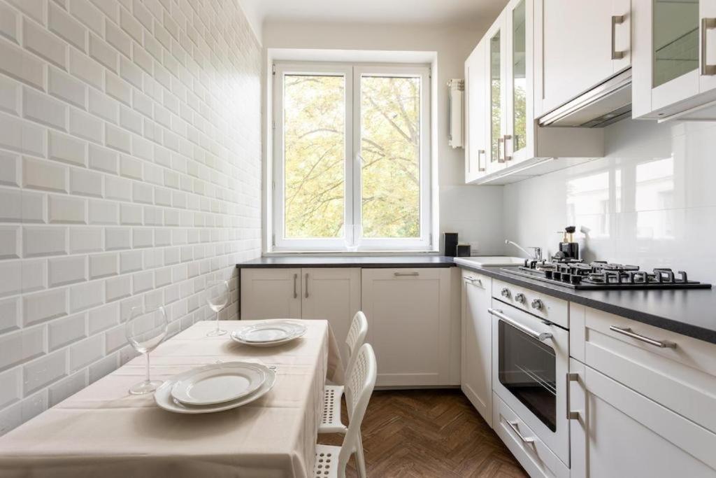 Close-Urban Chic - Two Bedrooms Apartment - City Center&Nowy Swiat