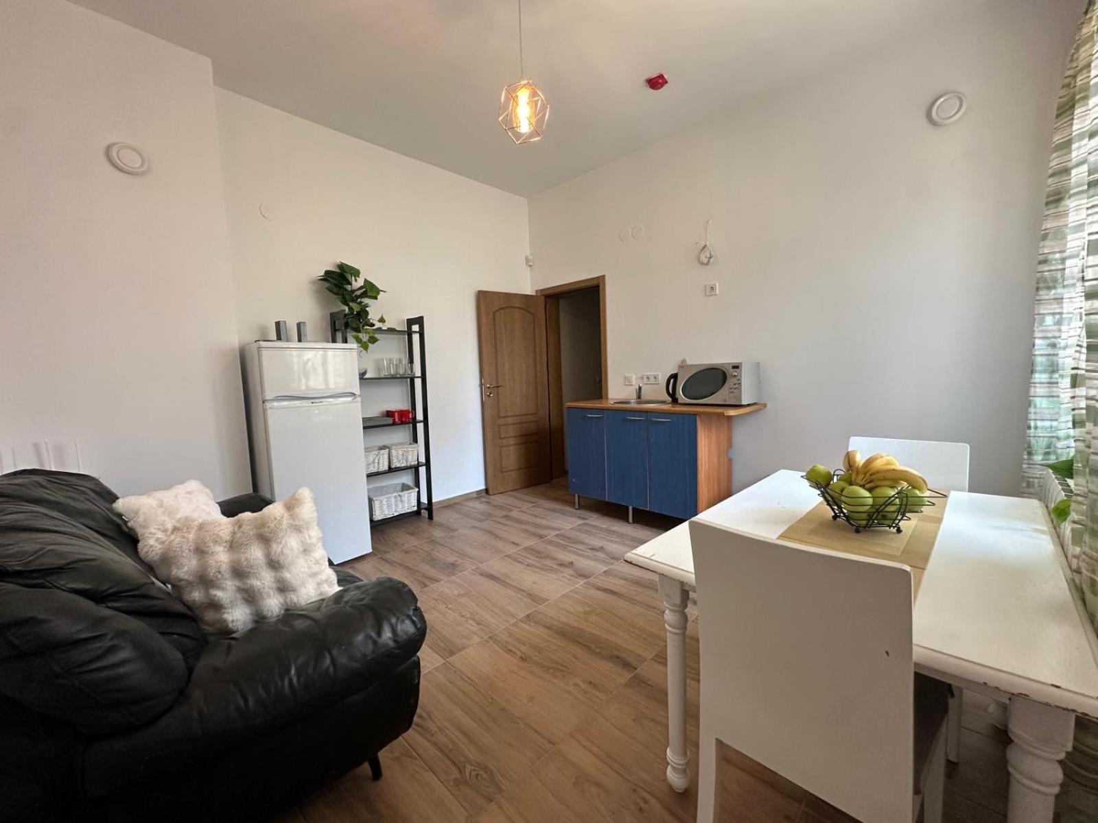 Bright, City Centre, 1BR Apartment , Next to Sofia University