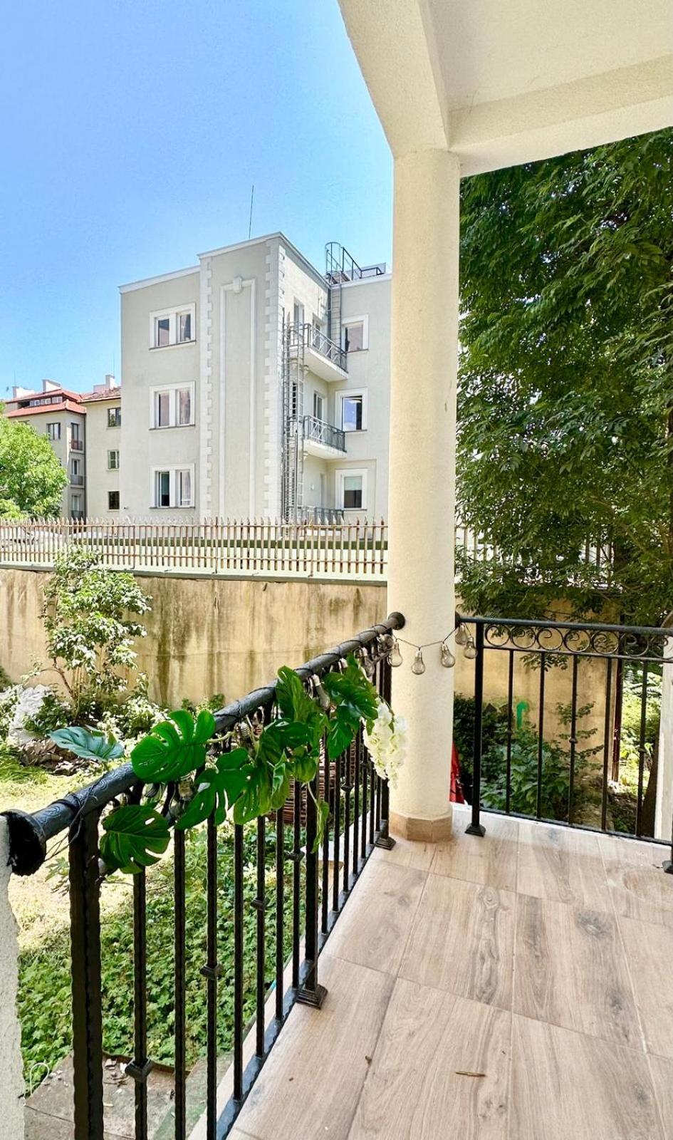 Bright, City Centre, 1BR Apartment , Next to Sofia University